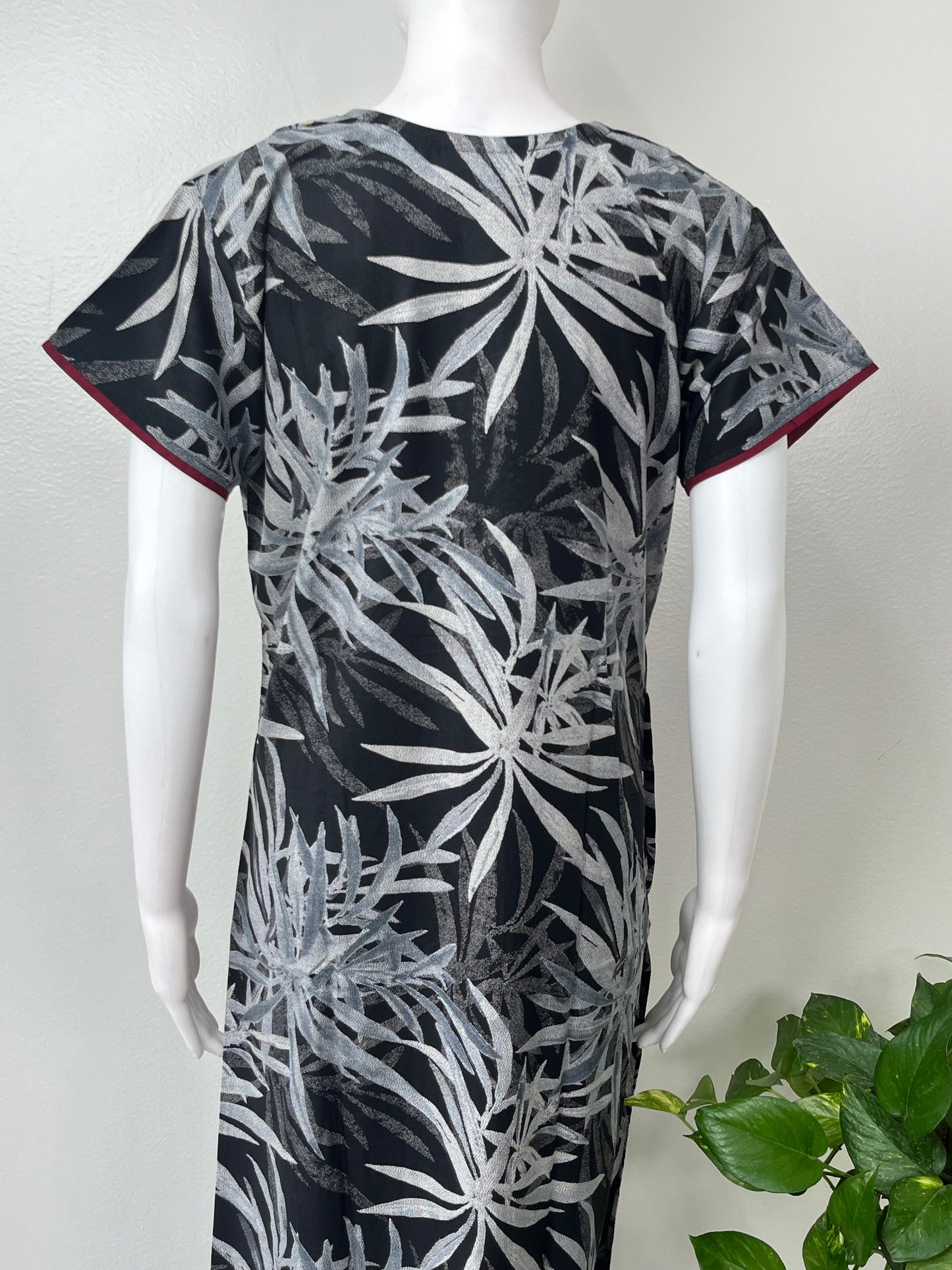 Black & Gold Premium Alpine Fabric Nighty