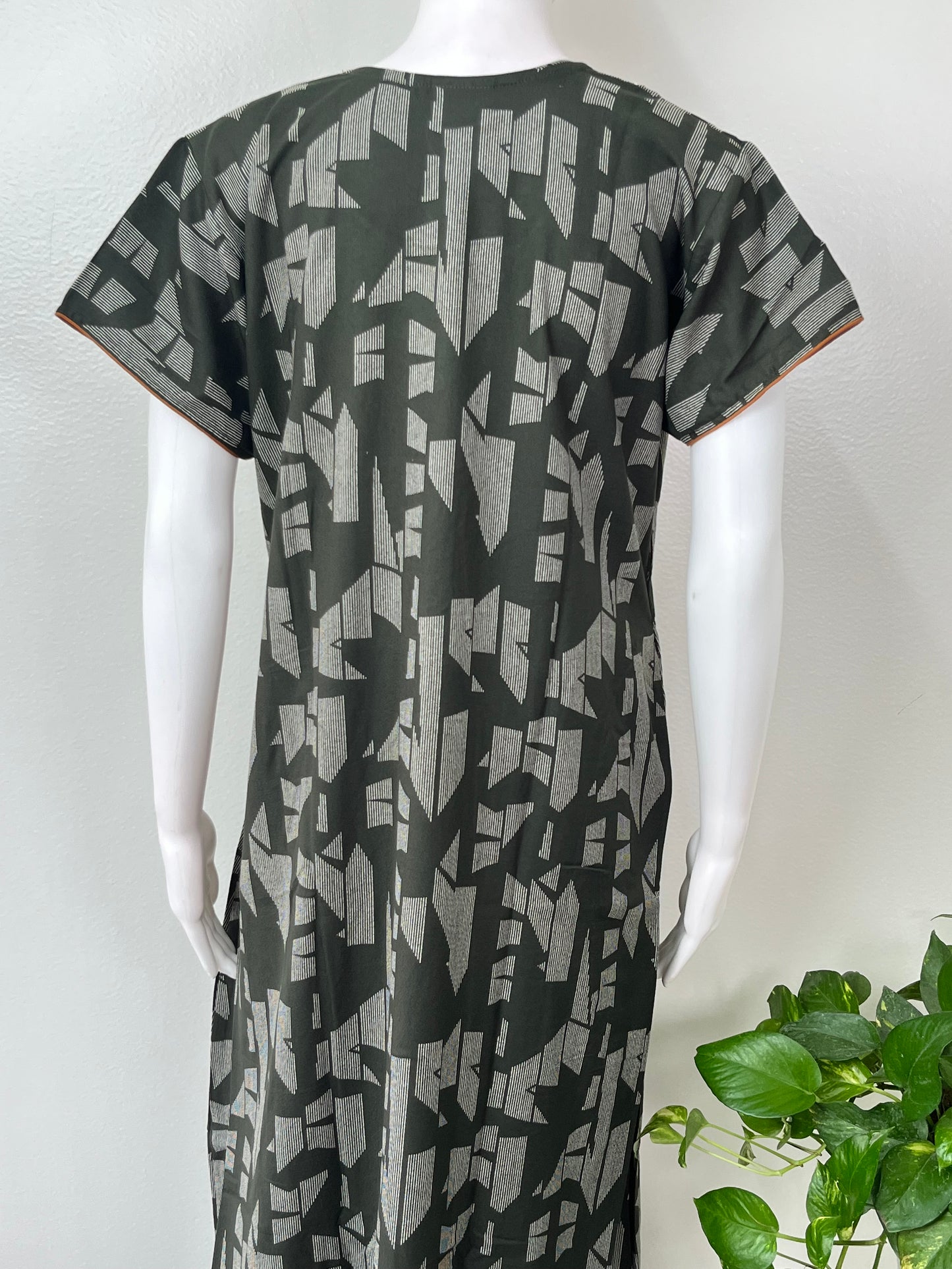Green Elegant Comfort Alpine Fabric Nightgown