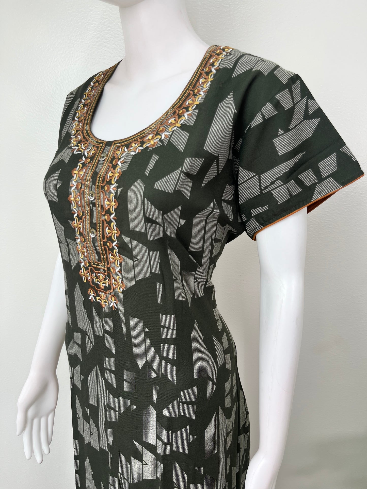 Green Elegant Comfort Alpine Fabric Nightgown