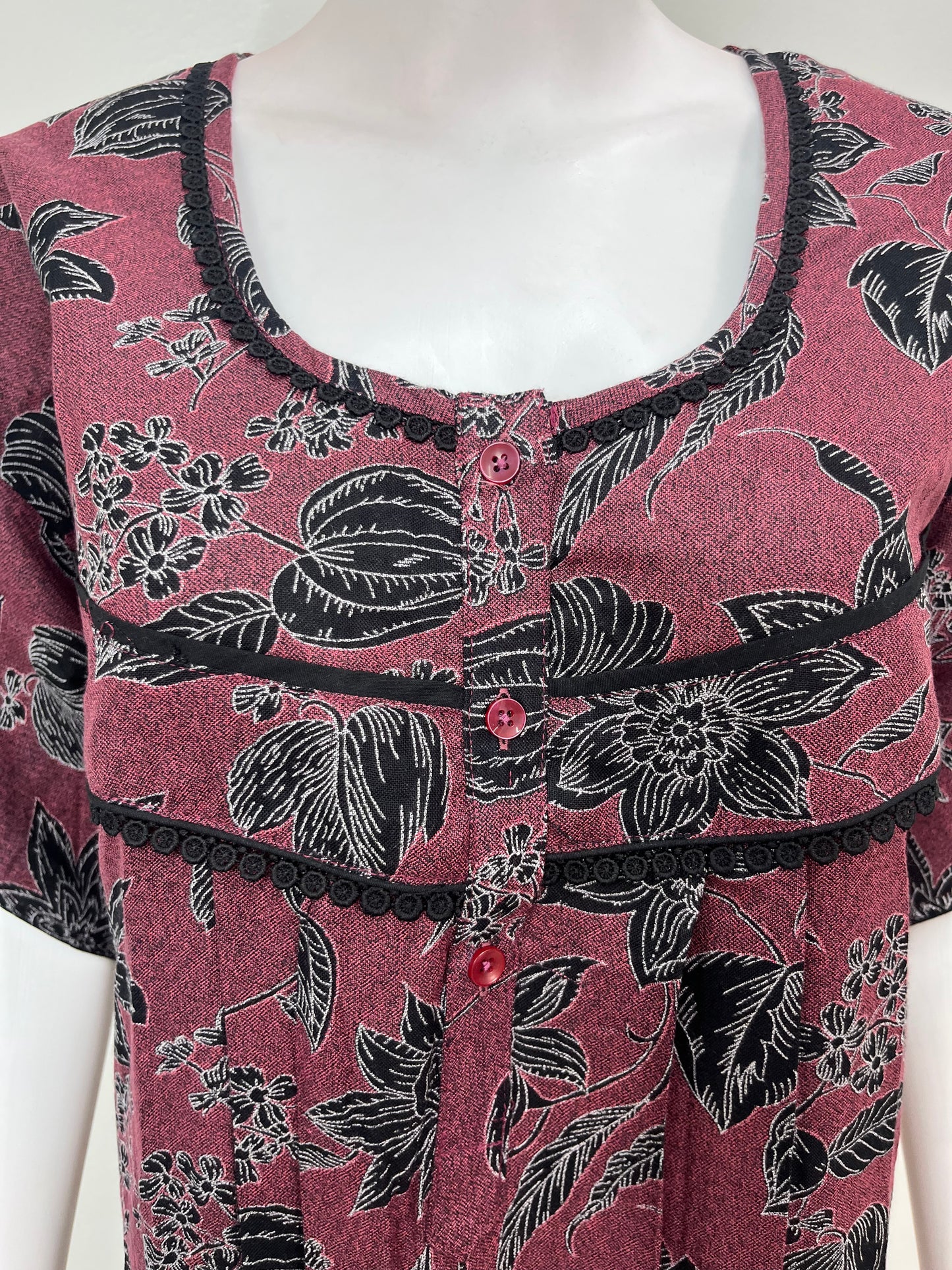 Wine Alpine Nighty Elegant & Long-Lasting