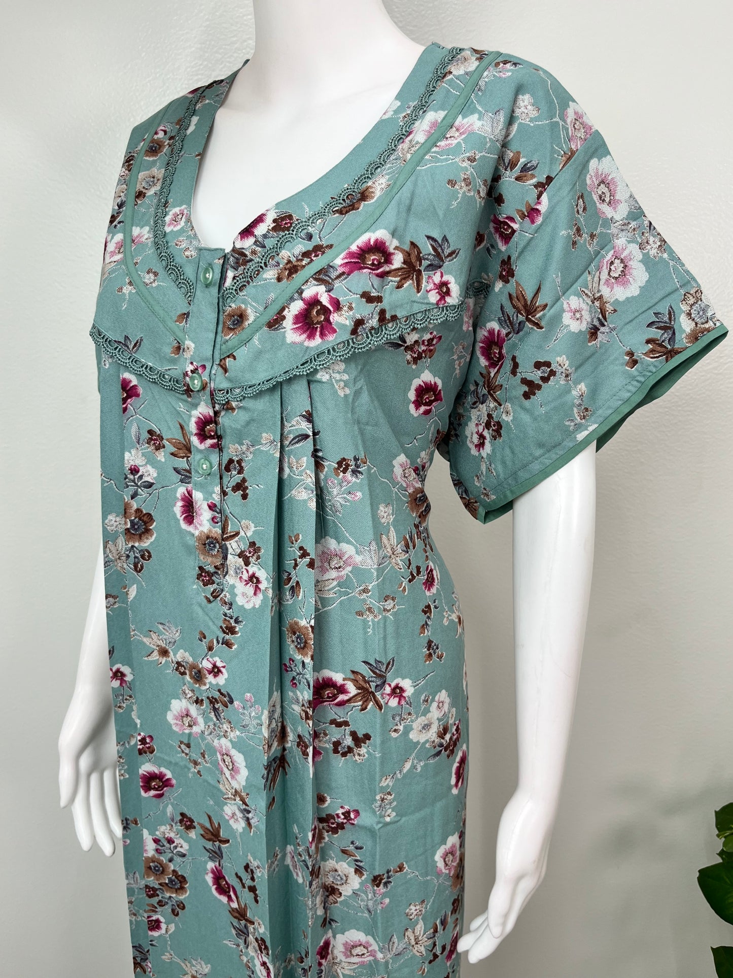 Sea Green Floral Printed Alpine Fabric Nightgown