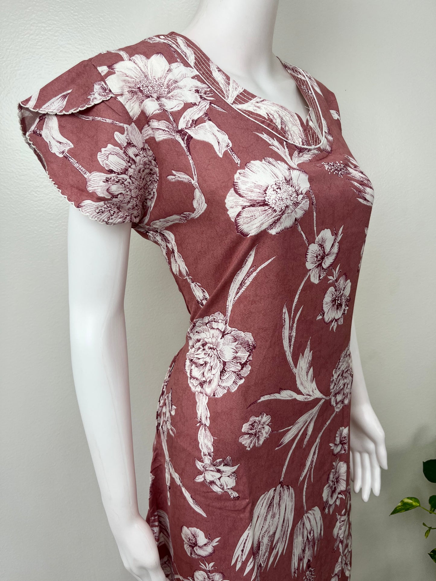 Peach Alpine Nighty Elegant & Long-Lasting