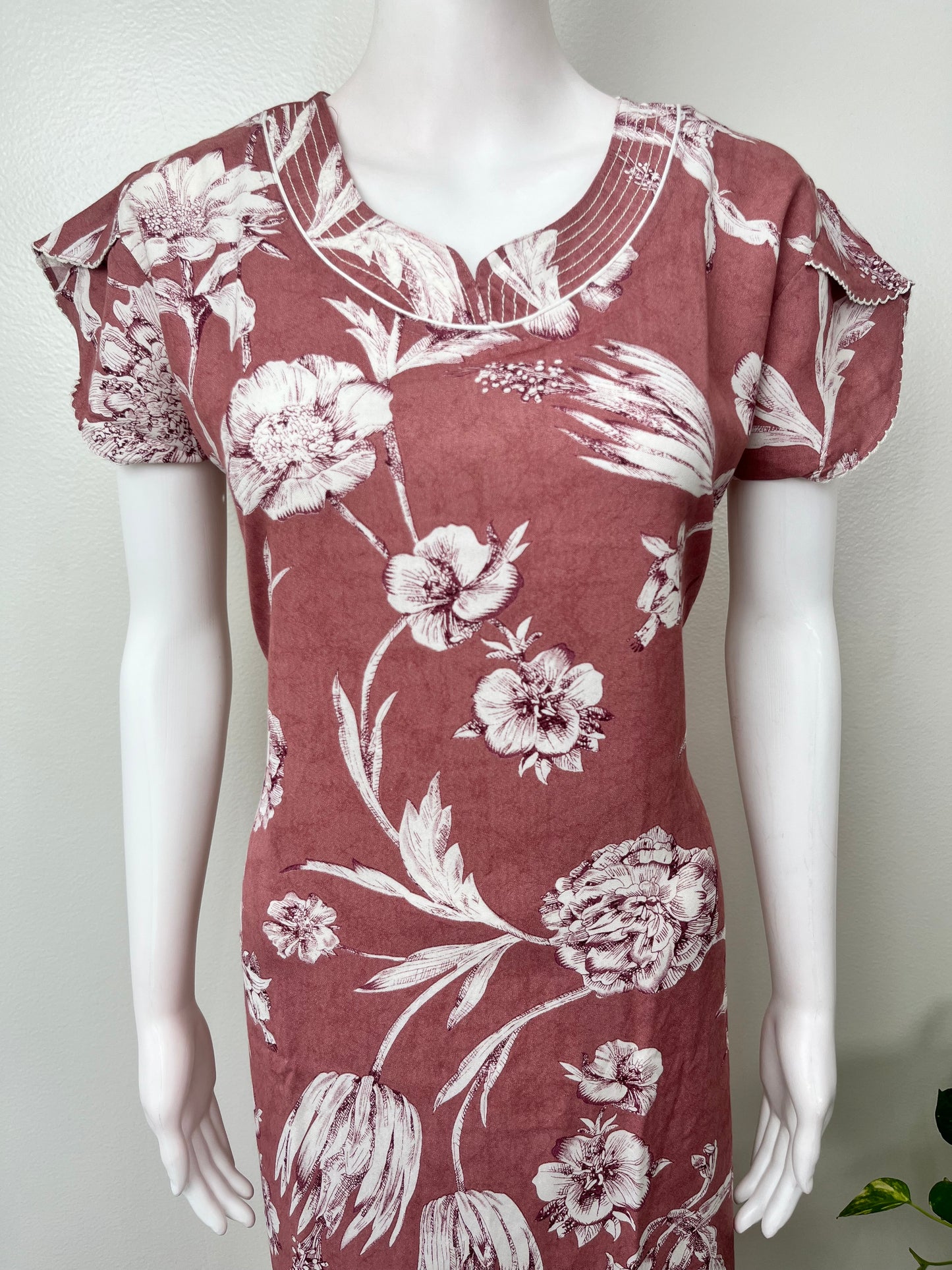 Peach Alpine Nighty Elegant & Long-Lasting