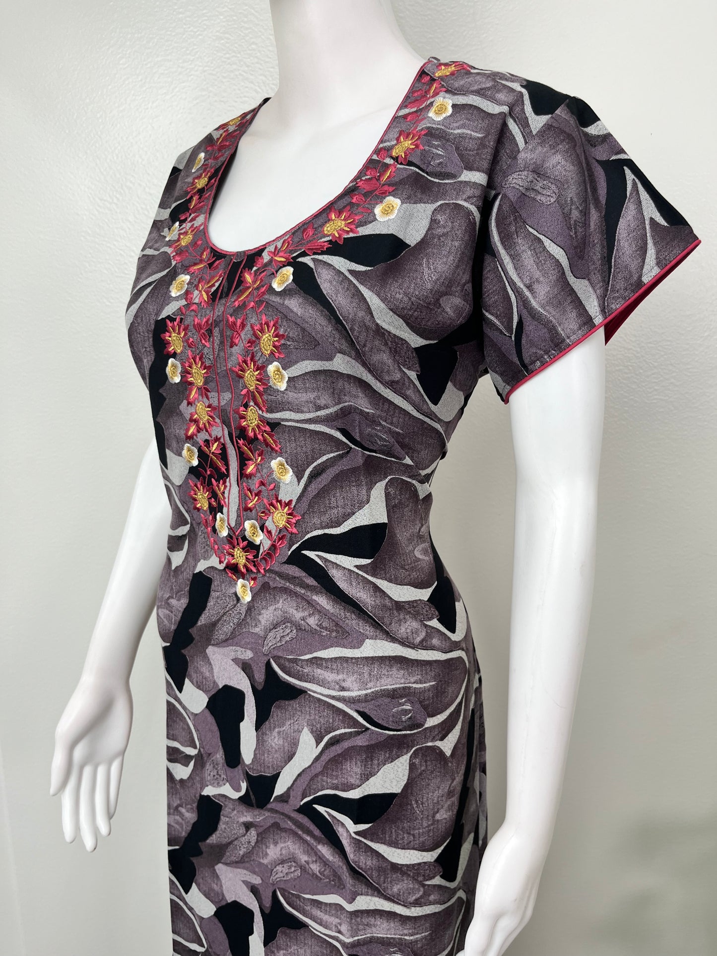Digital Printed Alpine Fabric Nighty with Embroidery