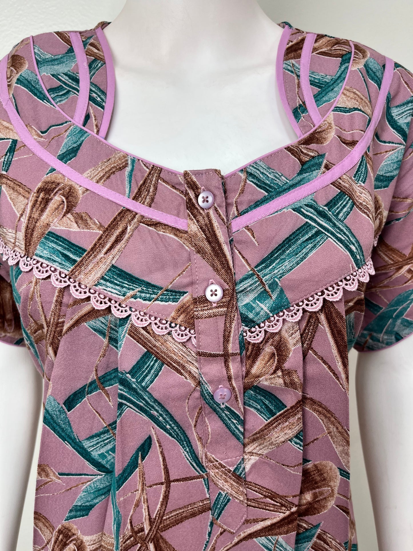 Geometric Printed Alpine Fabric Nightgown for Women