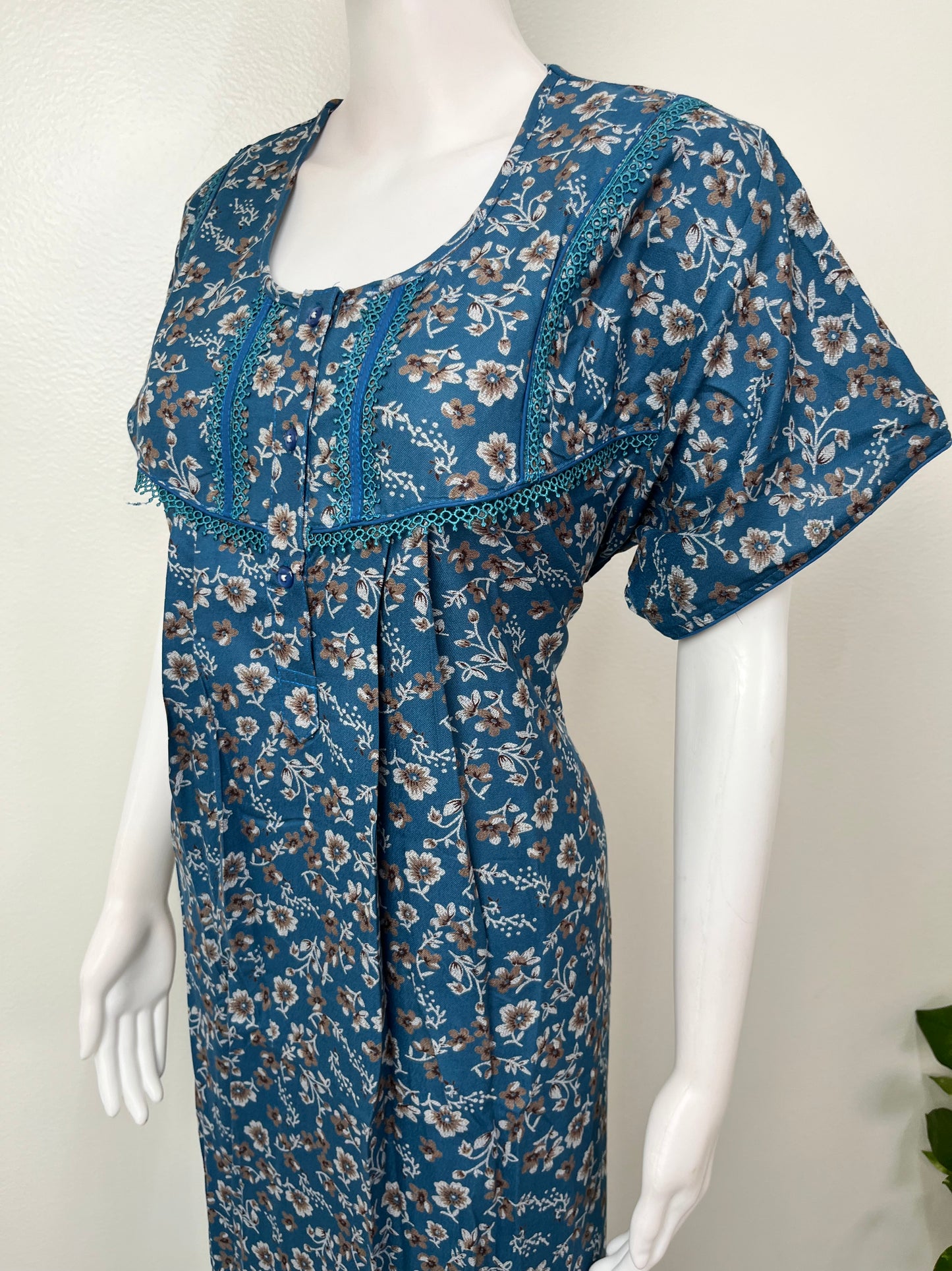 Blue Floral Printed Alpine Fabric Nightgown