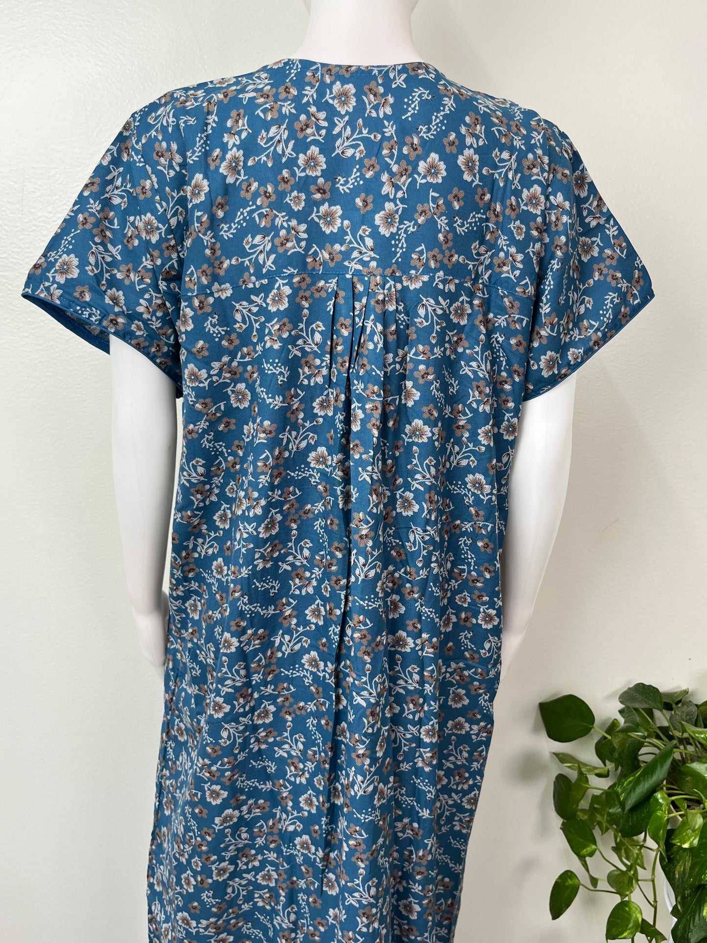 Blue Floral Printed Alpine Fabric Nightgown
