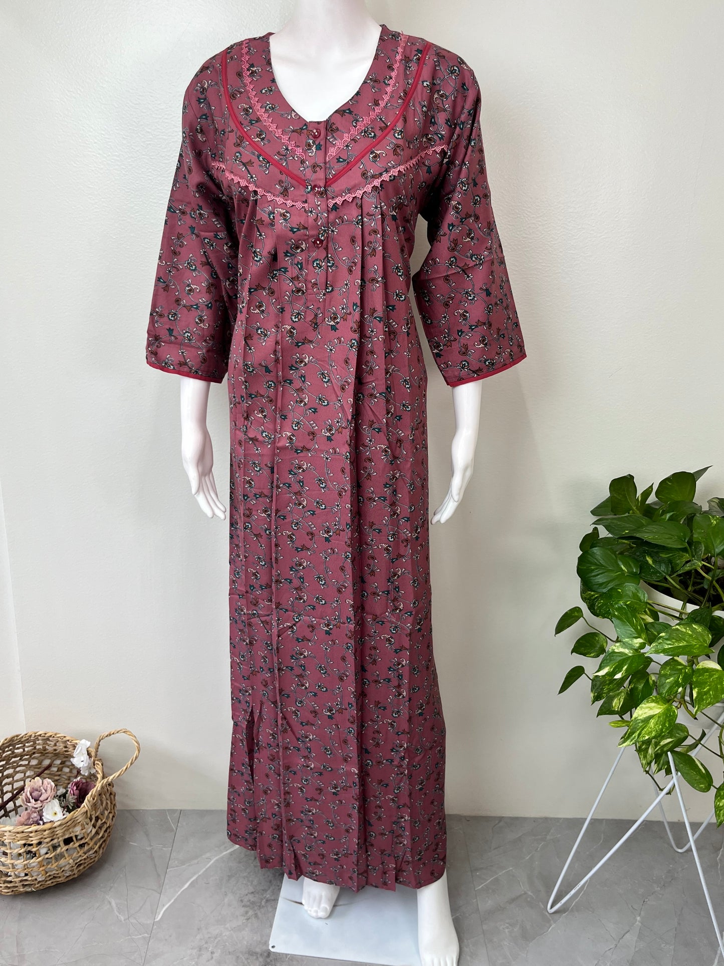 Soft & Breathable Alpine Fabric Nightgown with 3/4th Sleeves