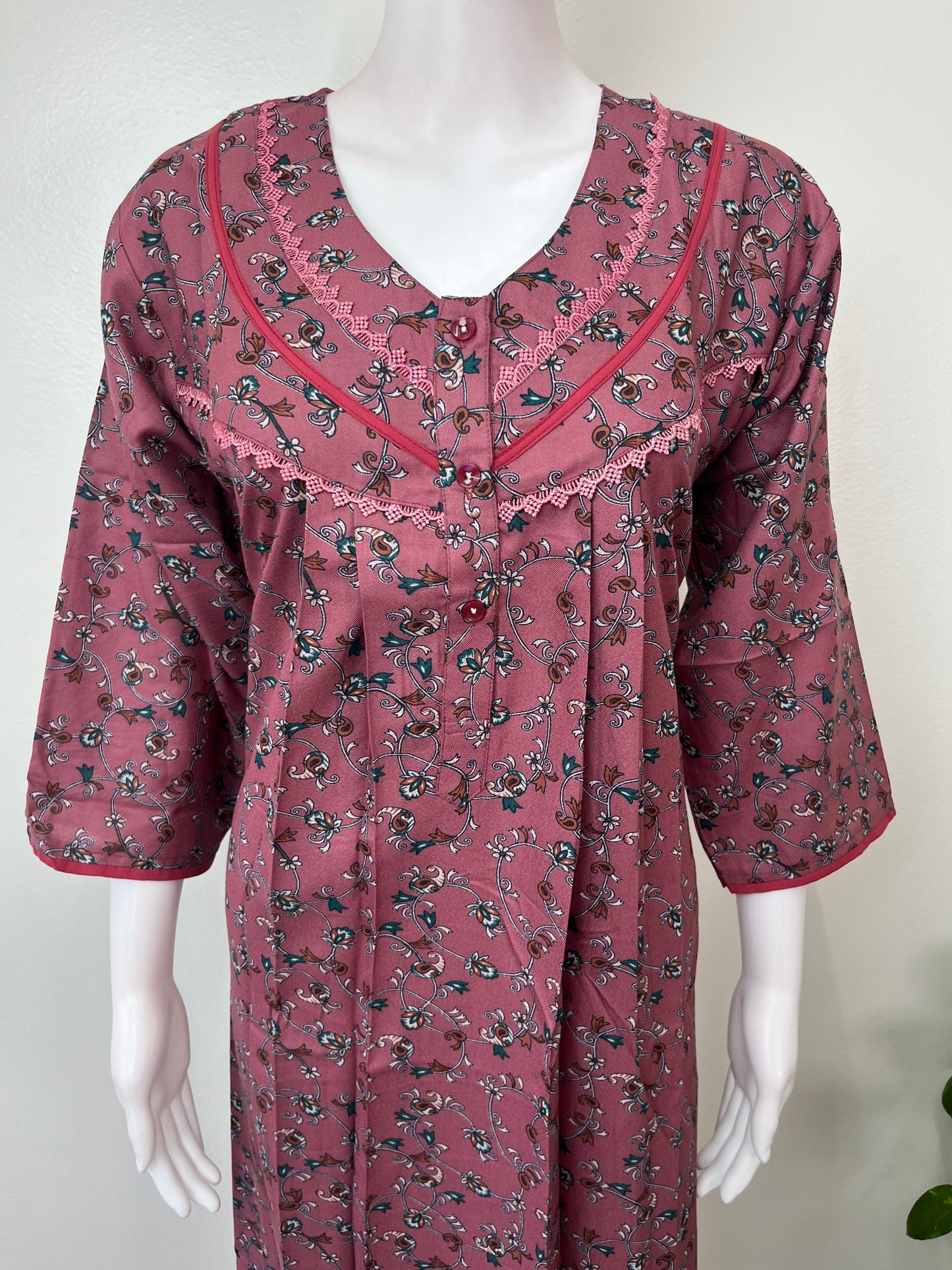 Soft & Breathable Alpine Fabric Nightgown with 3/4th Sleeves