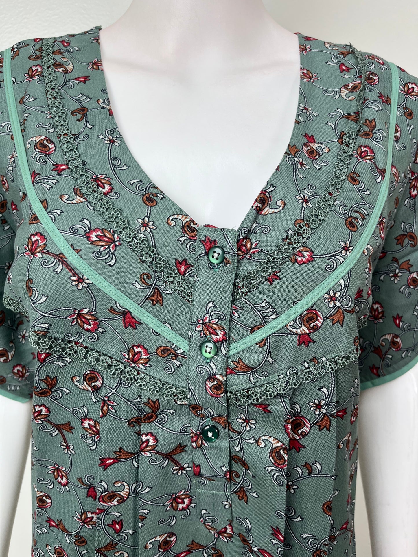 Green Soft & Breathable Alpine Fabric Nighty