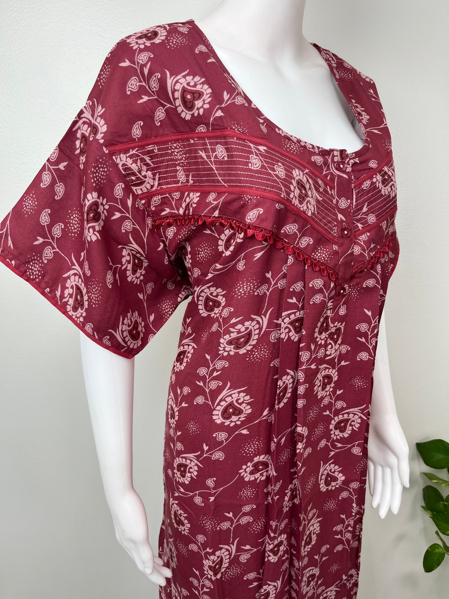 Pleated Style Alpine Fabric Nighty for Women