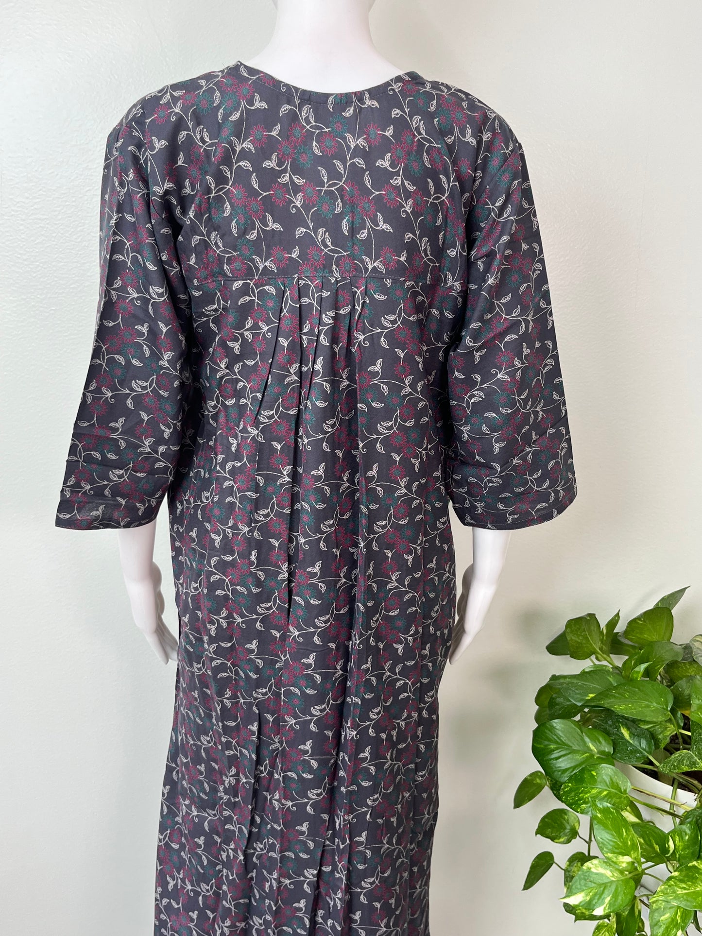 Gray Alpine Fabric 3/4th Sleeves Nightgown