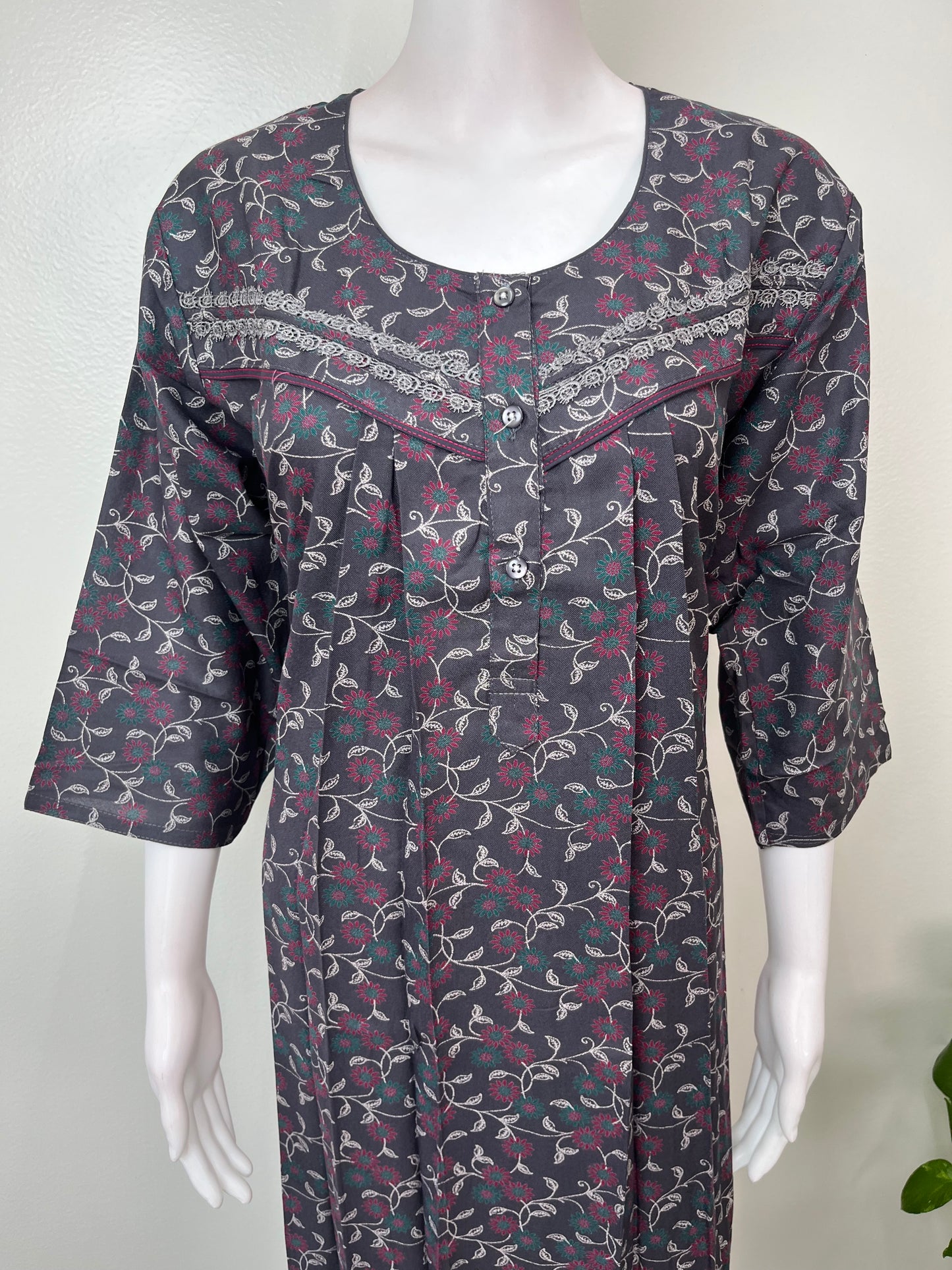 Gray Alpine Fabric 3/4th Sleeves Nightgown