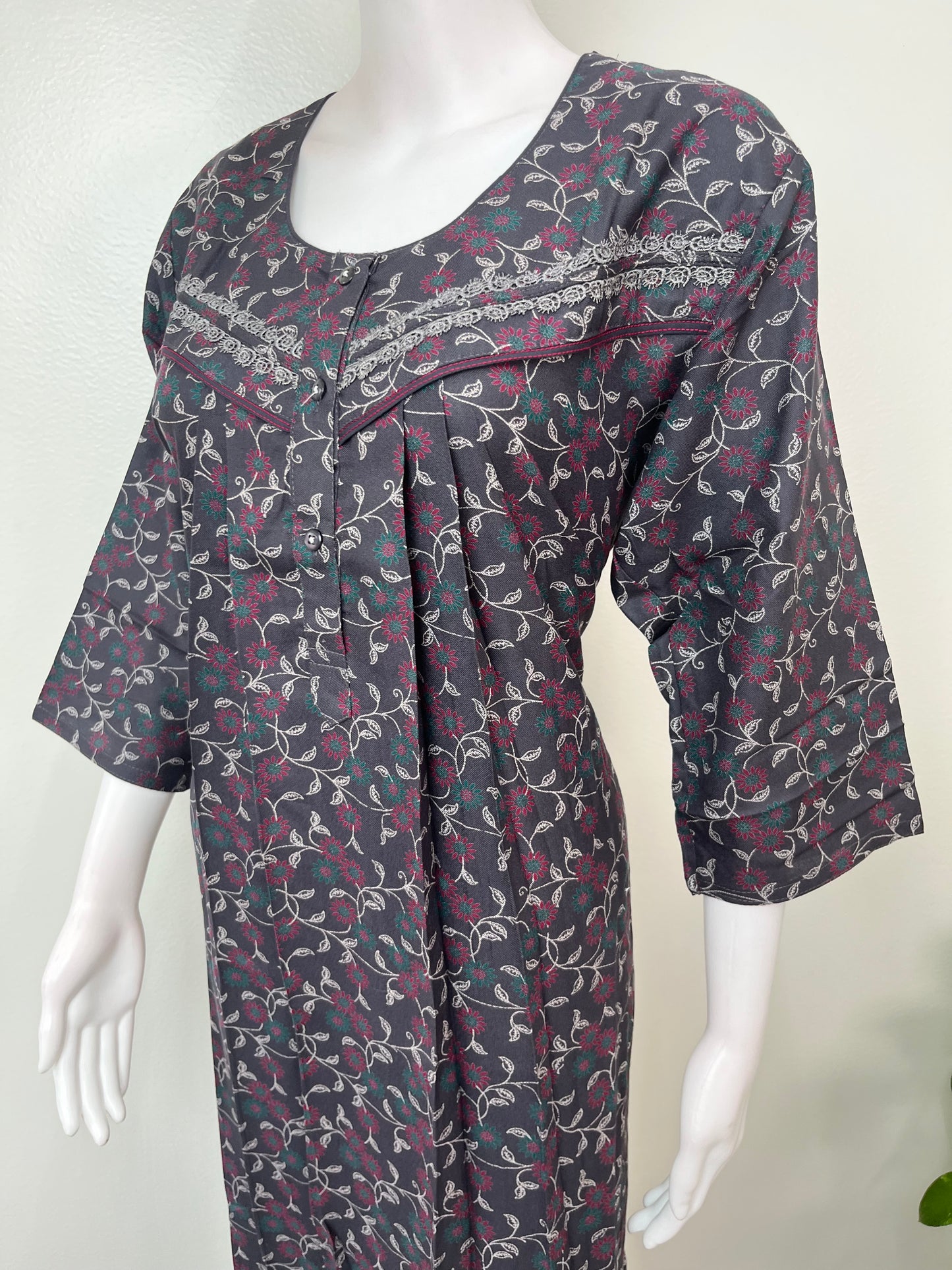 Gray Alpine Fabric 3/4th Sleeves Nightgown