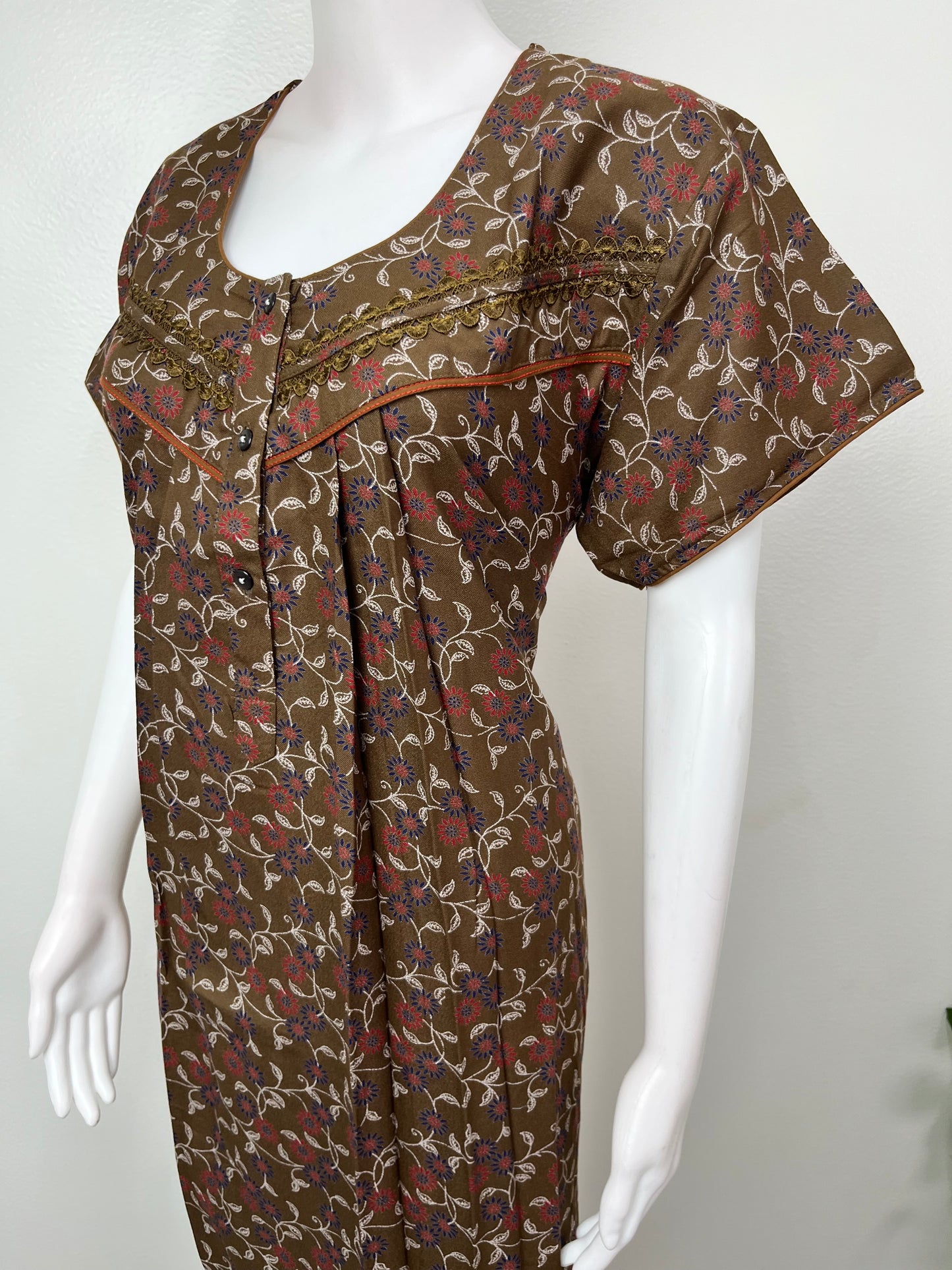 Bottle Green Printed Alpine Fabric Nightgown for Women