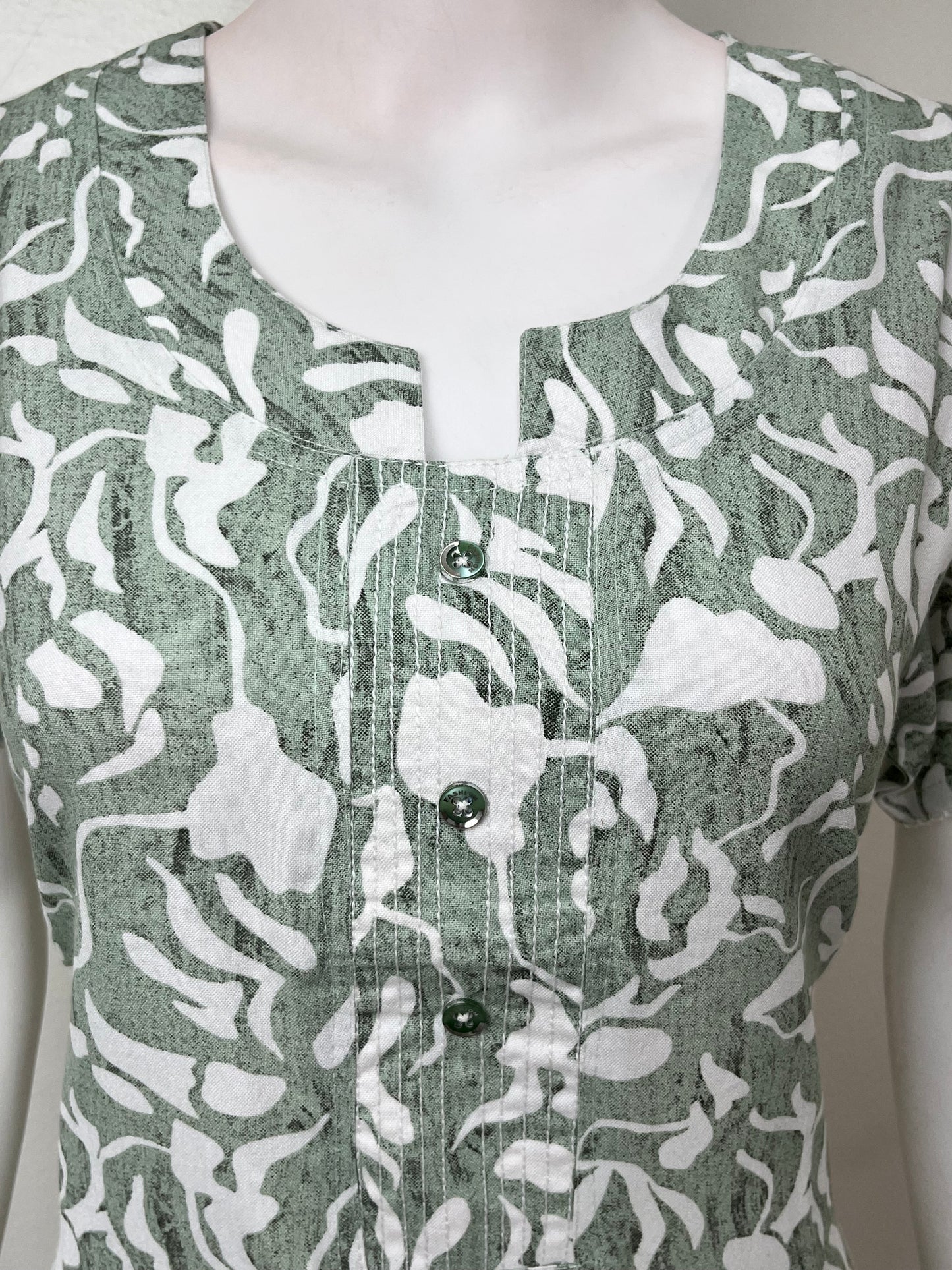Green Soft & Breathable Alpine Nightgown