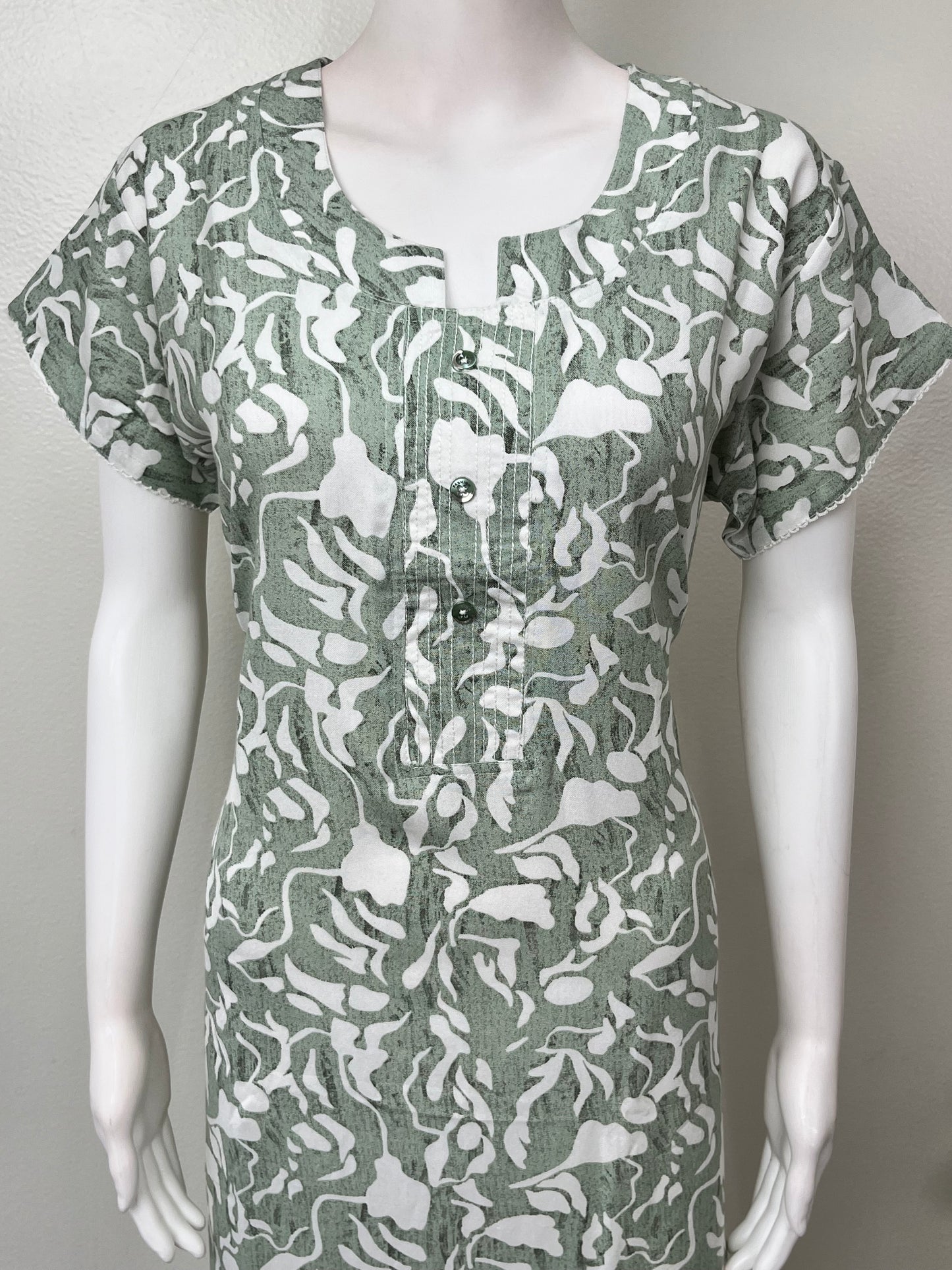 Green Soft & Breathable Alpine Nightgown