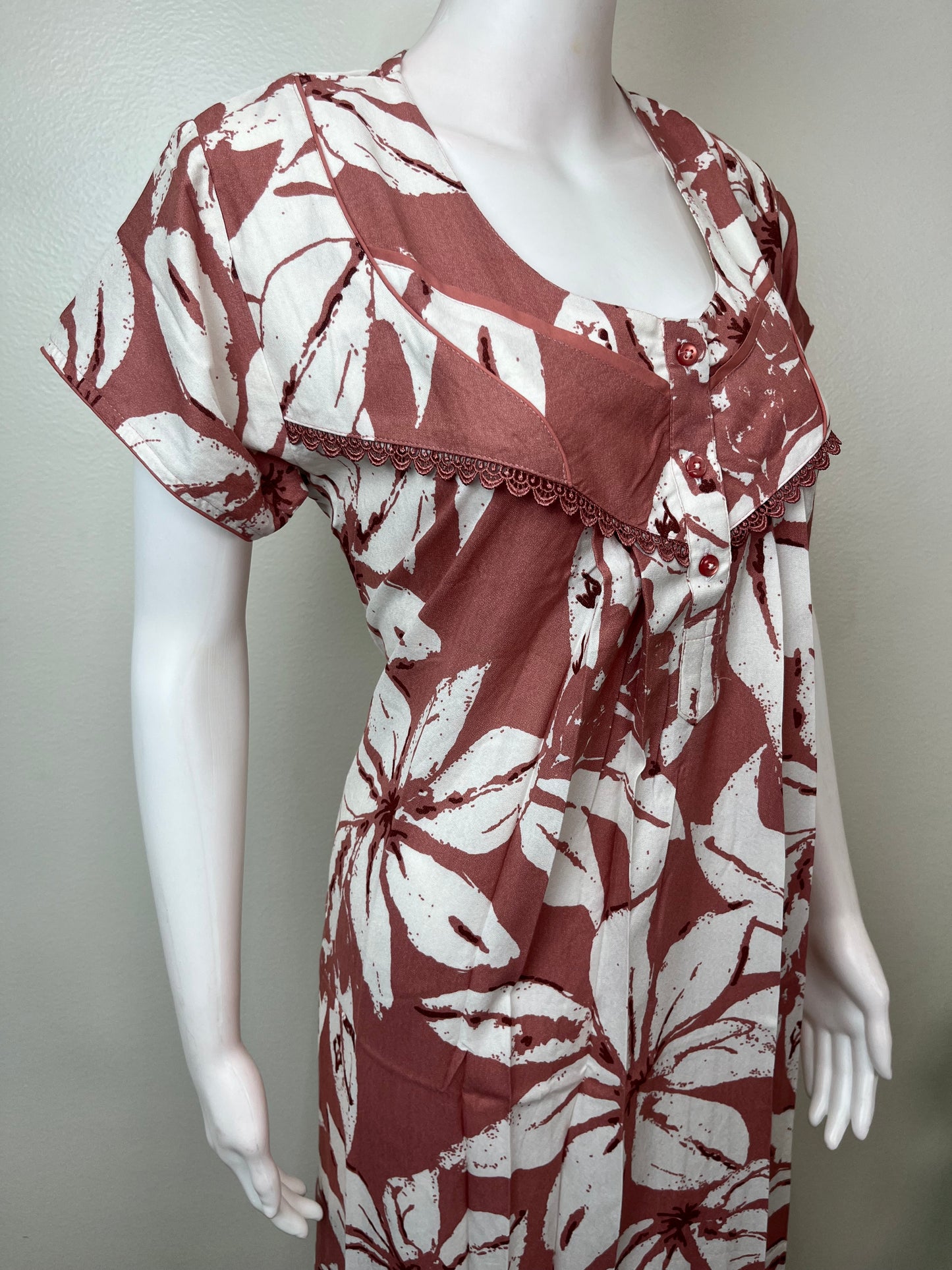 Floral Printed Alpine Fabric Women's Nighty