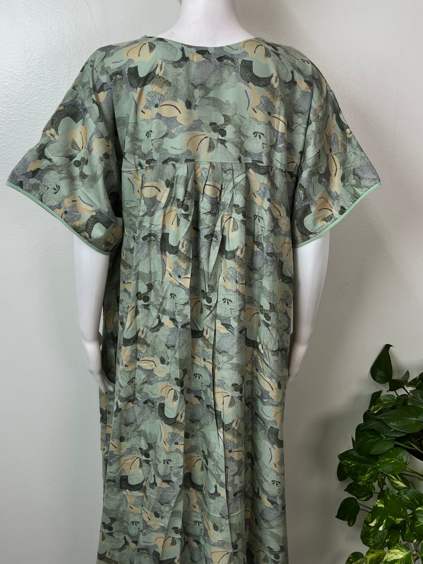 Green Soft & Breathable Alpine Nightgown