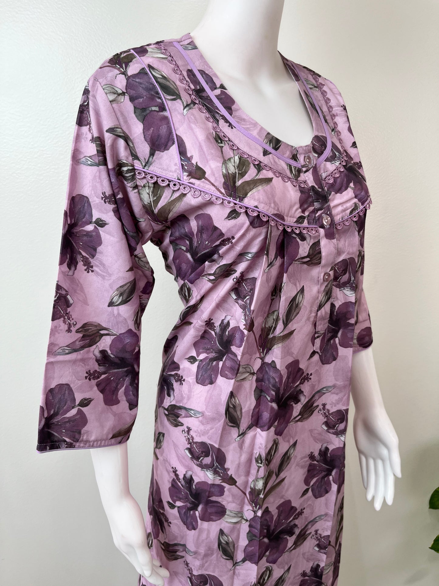 Pink 3/4th Sleeves Alpine Fabric Nightgown