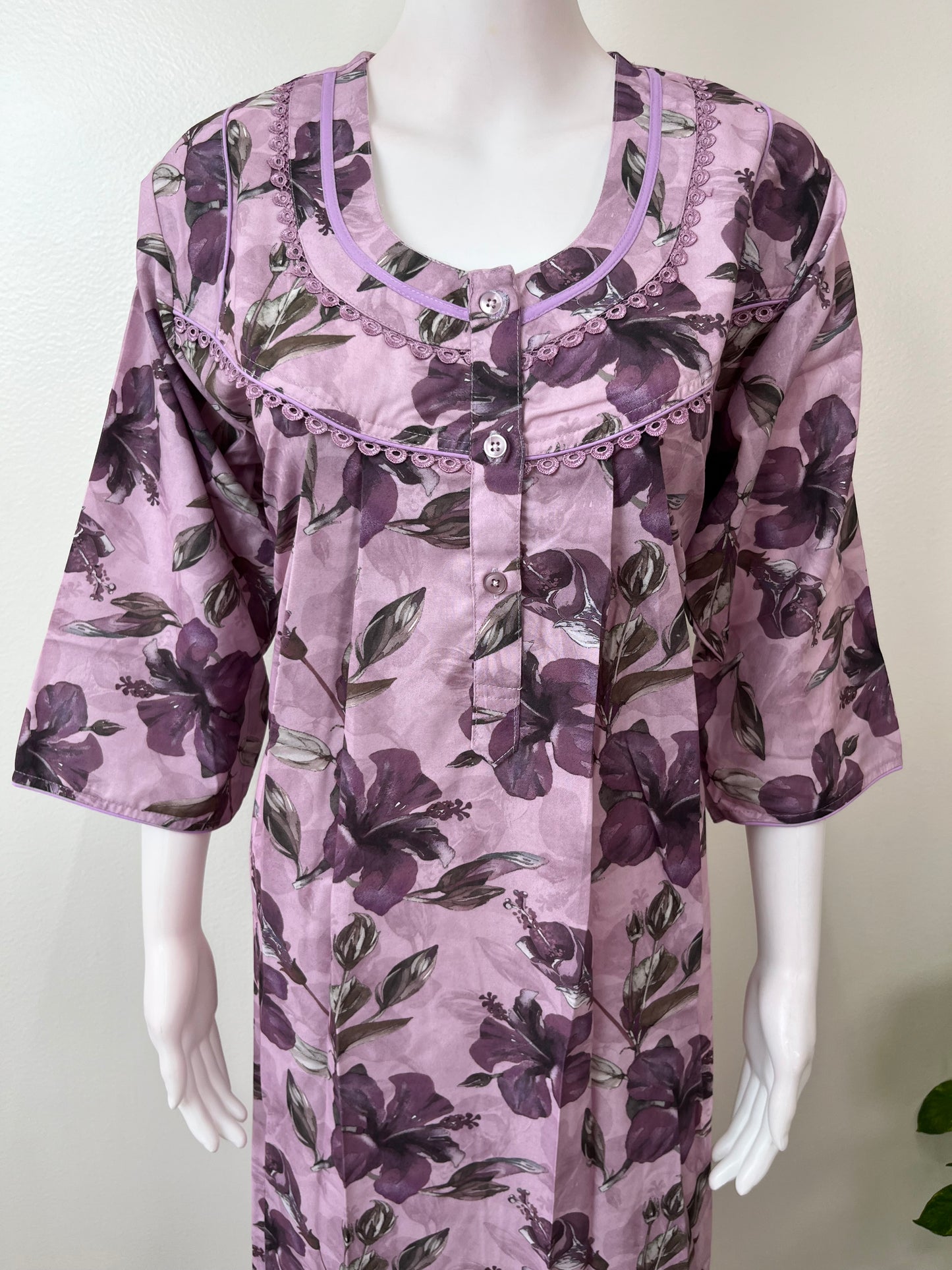 Pink 3/4th Sleeves Alpine Fabric Nightgown