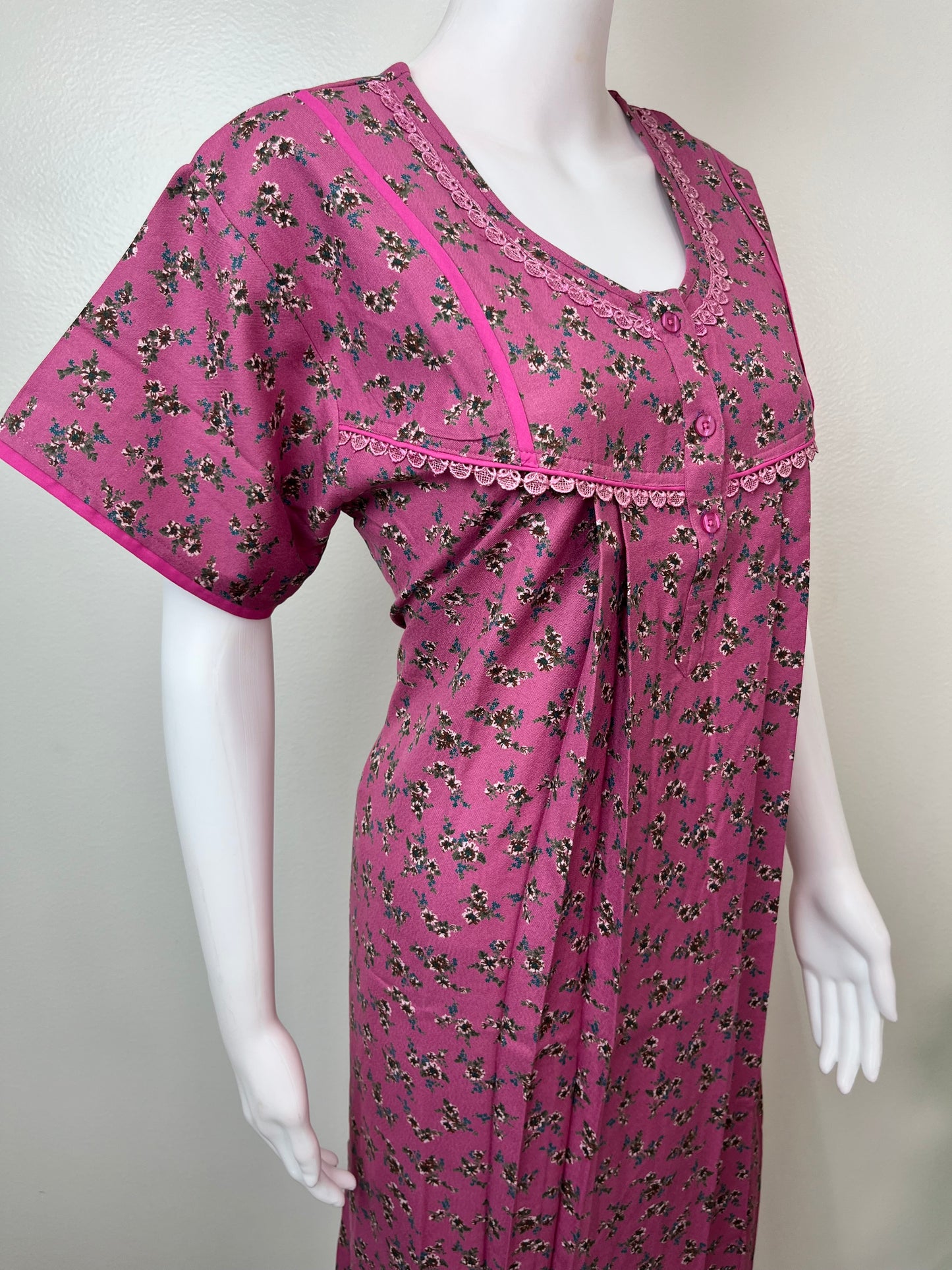 Dark Pink Pleated Style Alpine Fabric Nightgown