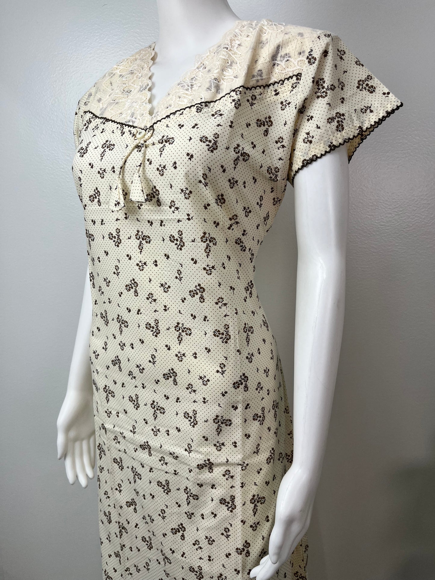 Cream Laced 100% Pure Cotton Nighty for Women