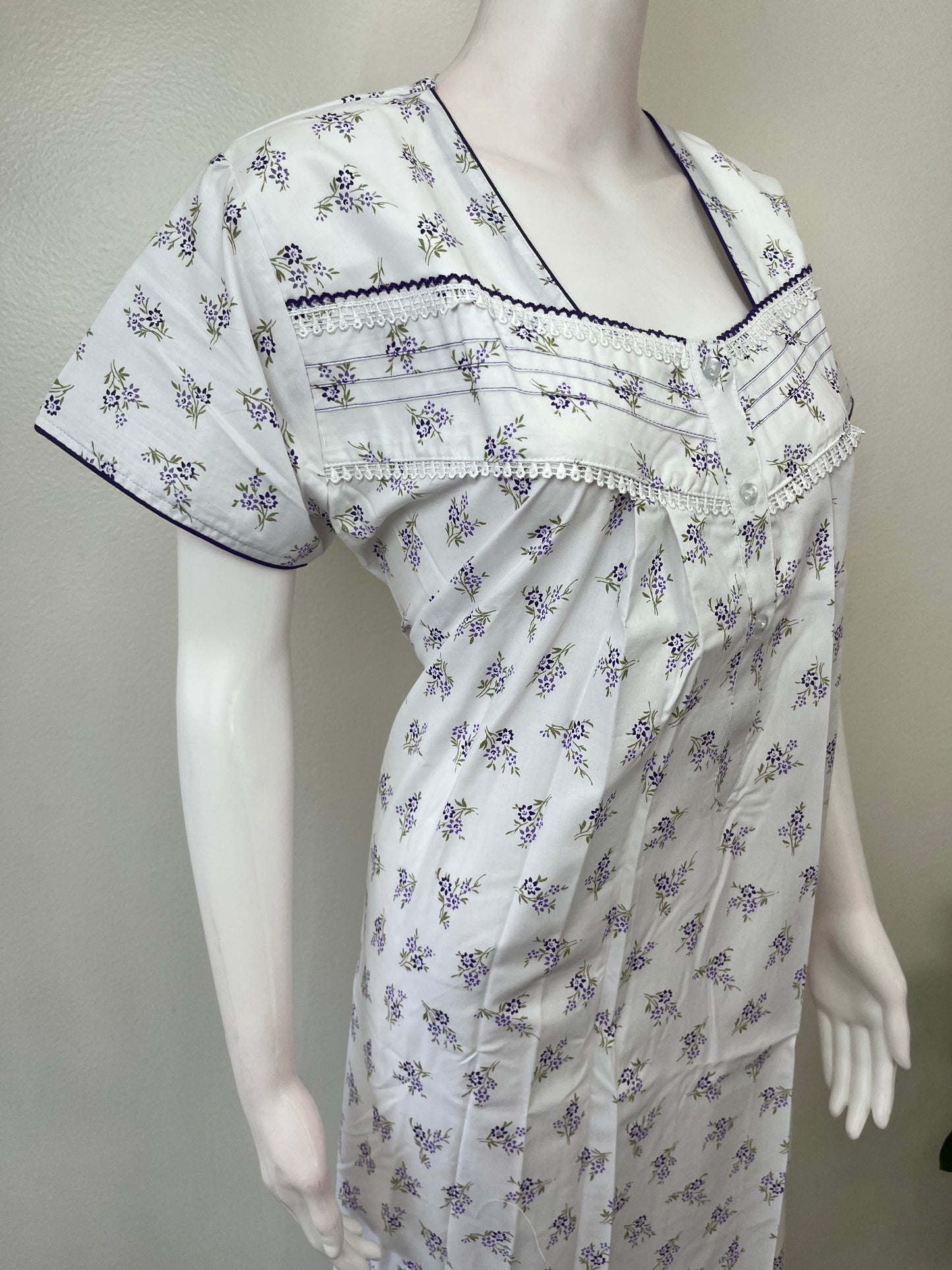 Lavender Polyester Cotton Nighty