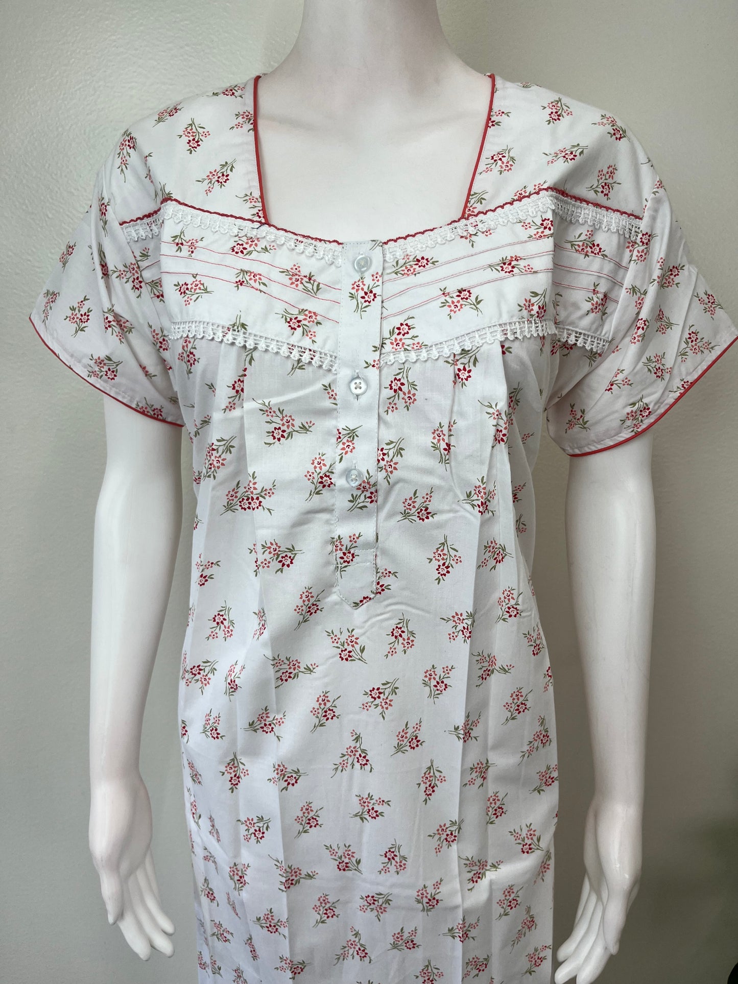 Red Floral Printed Polyester Cotton Nightgown