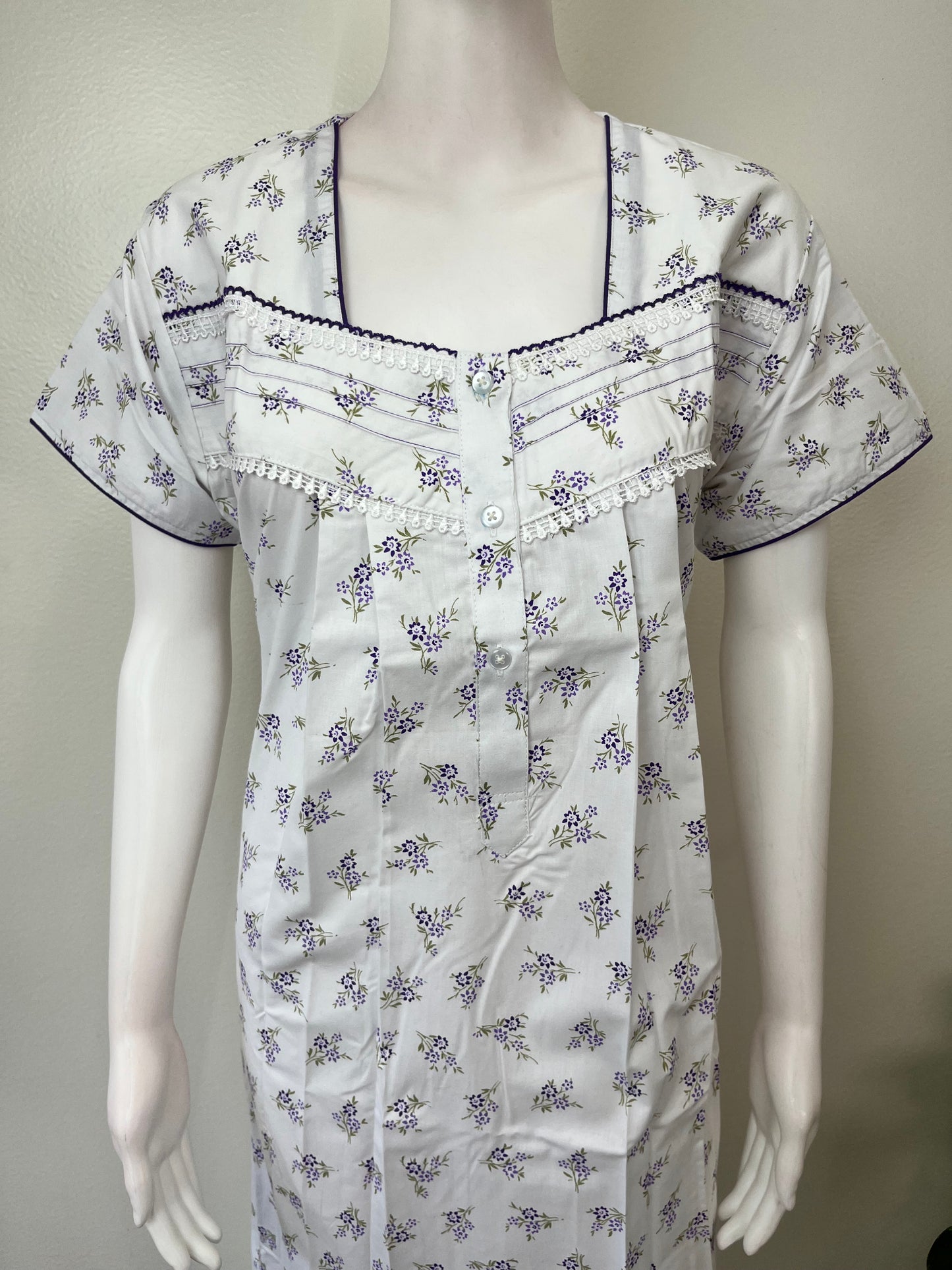 Lavender Polyester Cotton Nighty