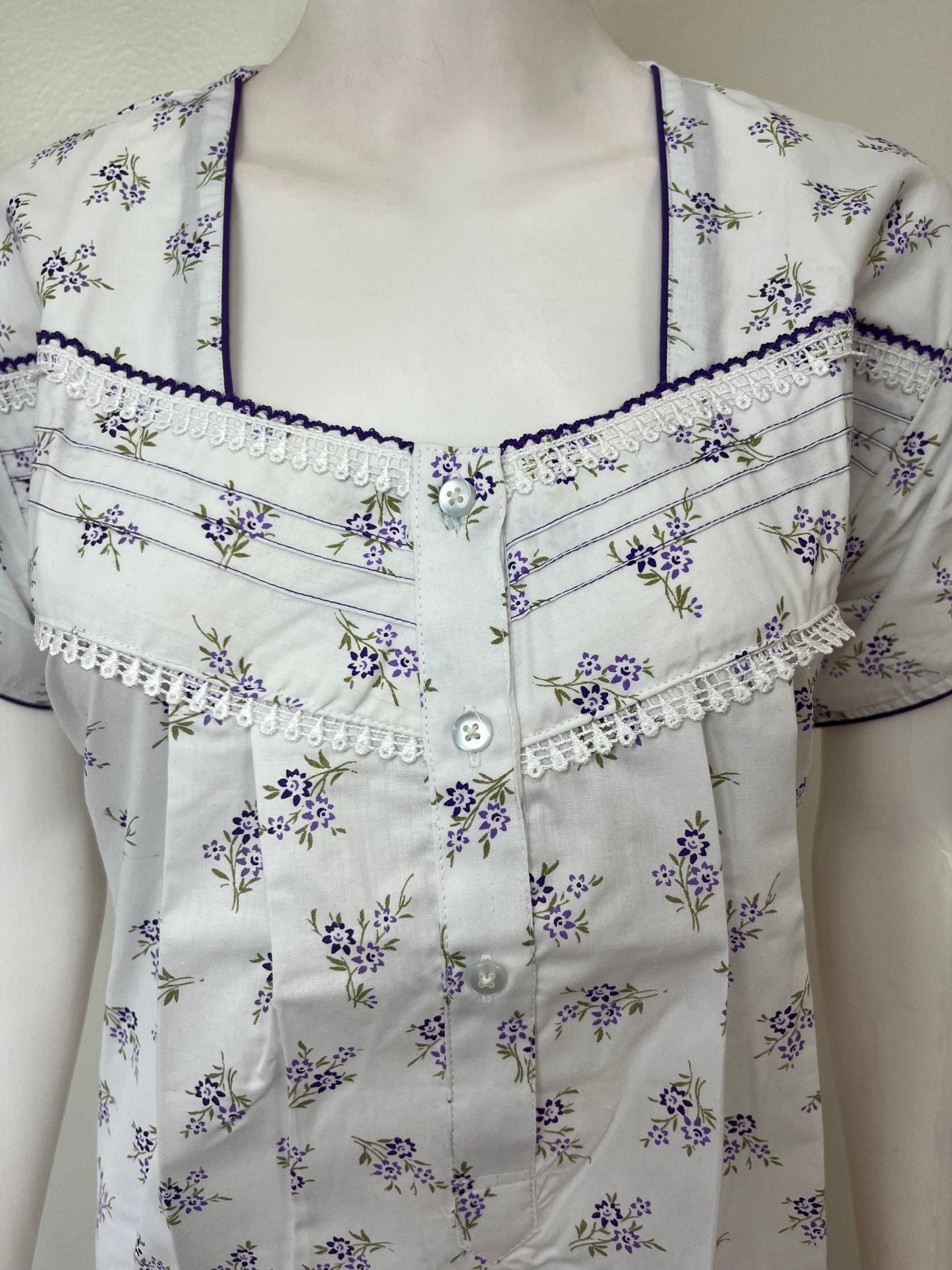 Lavender Polyester Cotton Nighty