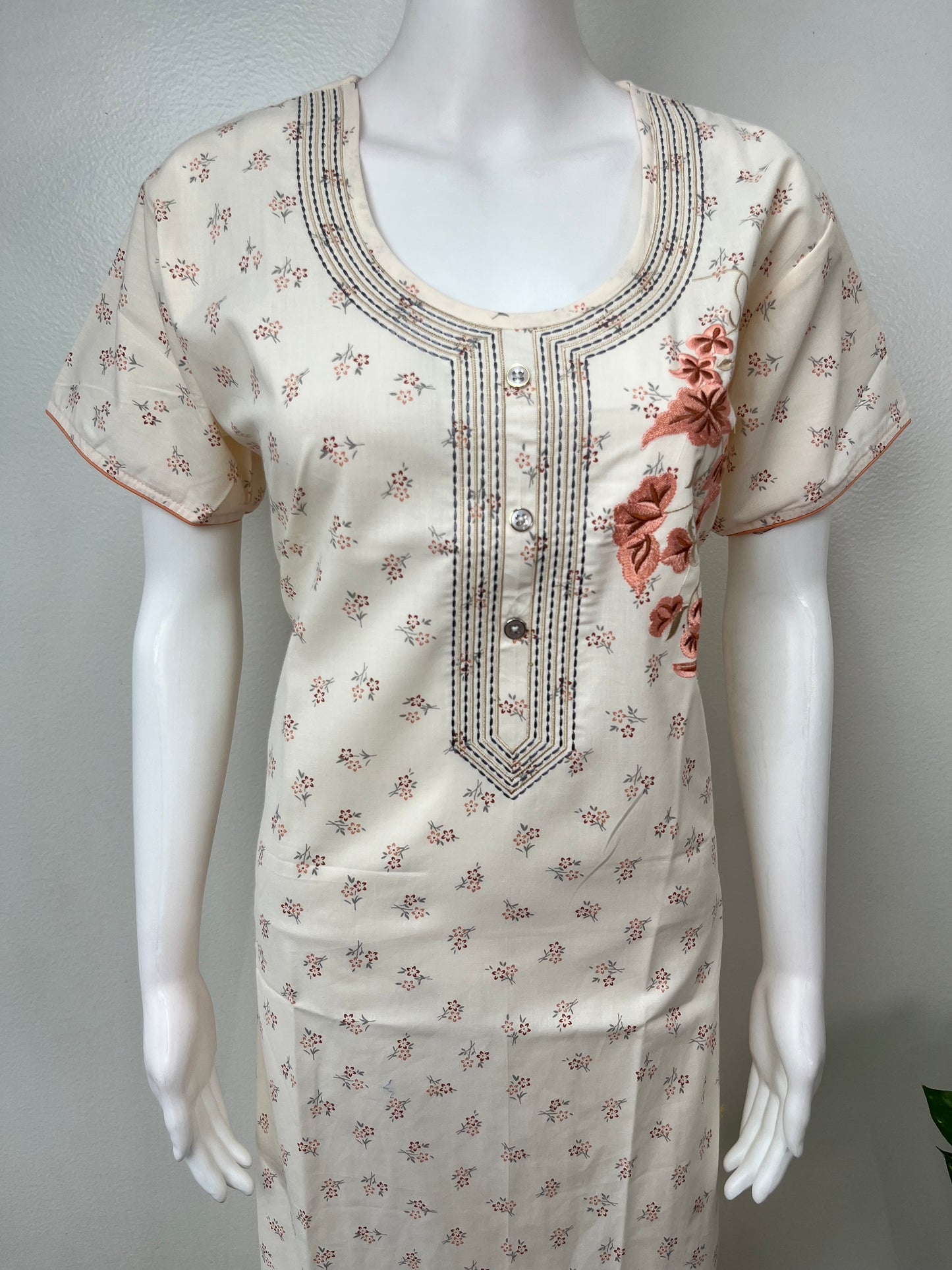 Cream Boutique Cotton Nightgown for Women