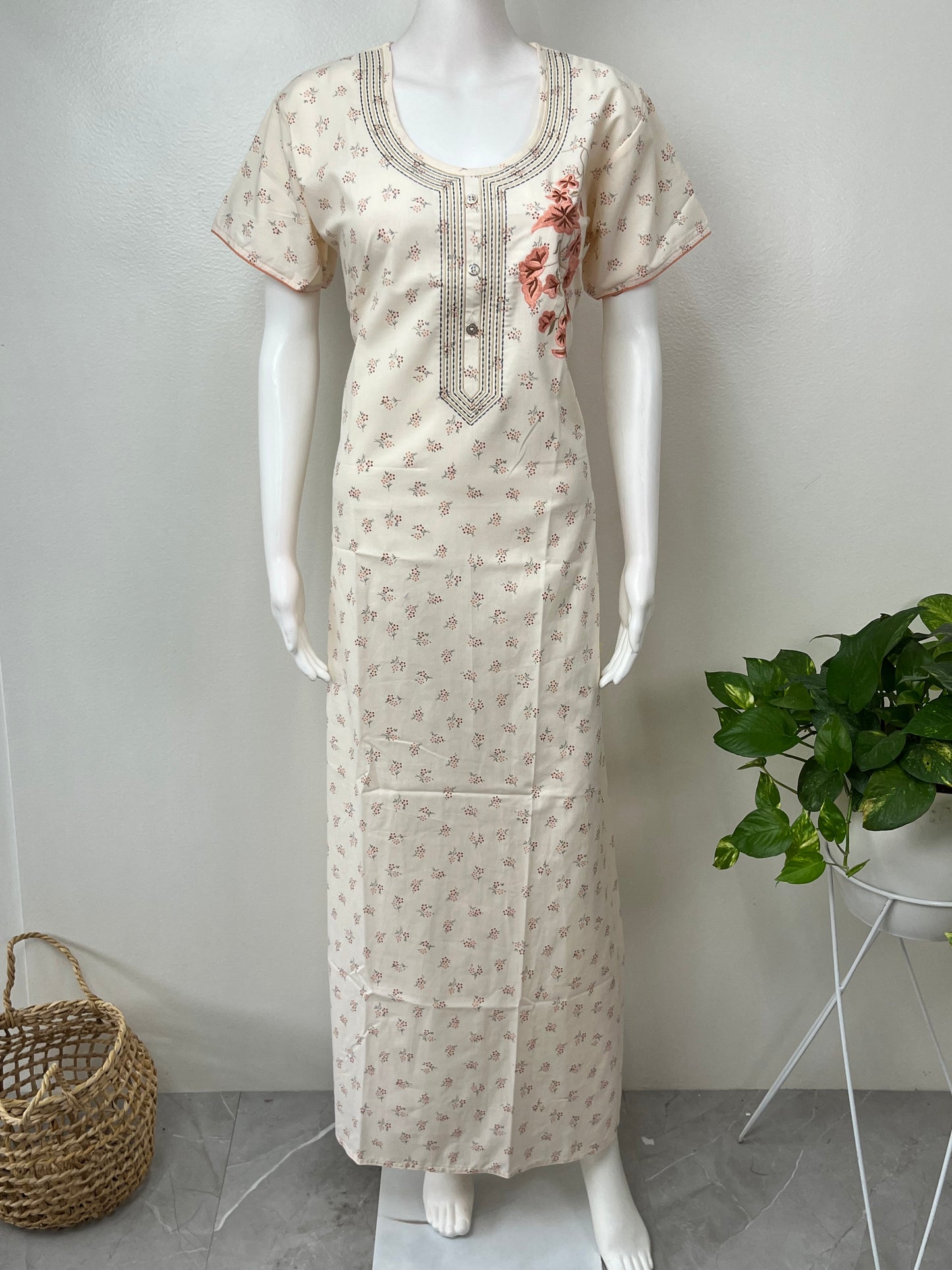 Cream Boutique Cotton Nightgown for Women