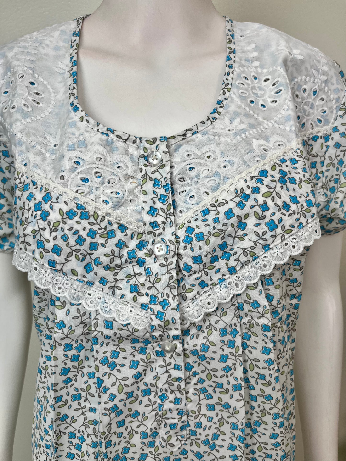 Sky Blue Polyester Cotton Women's Nighty