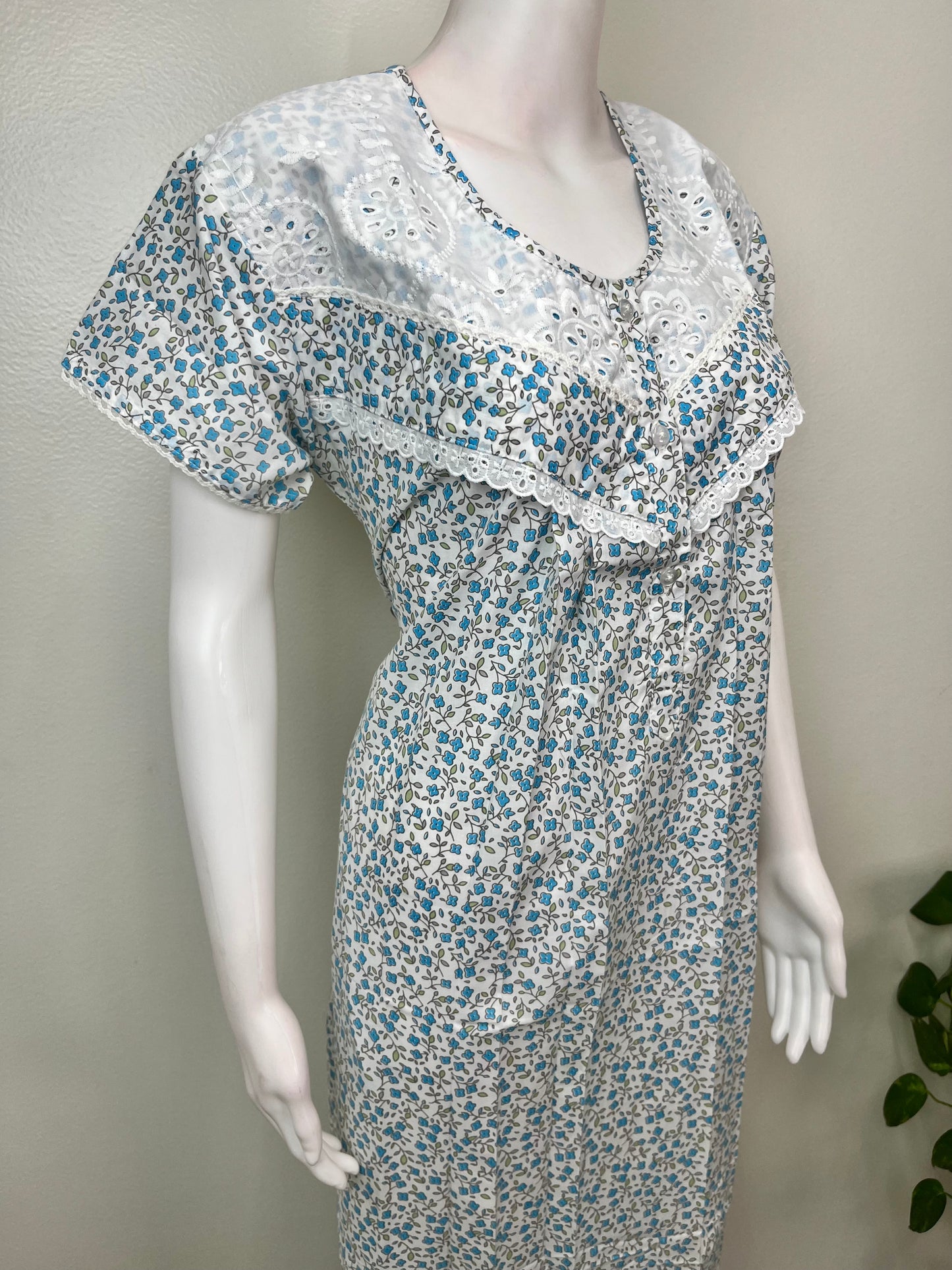 Sky Blue Polyester Cotton Women's Nighty