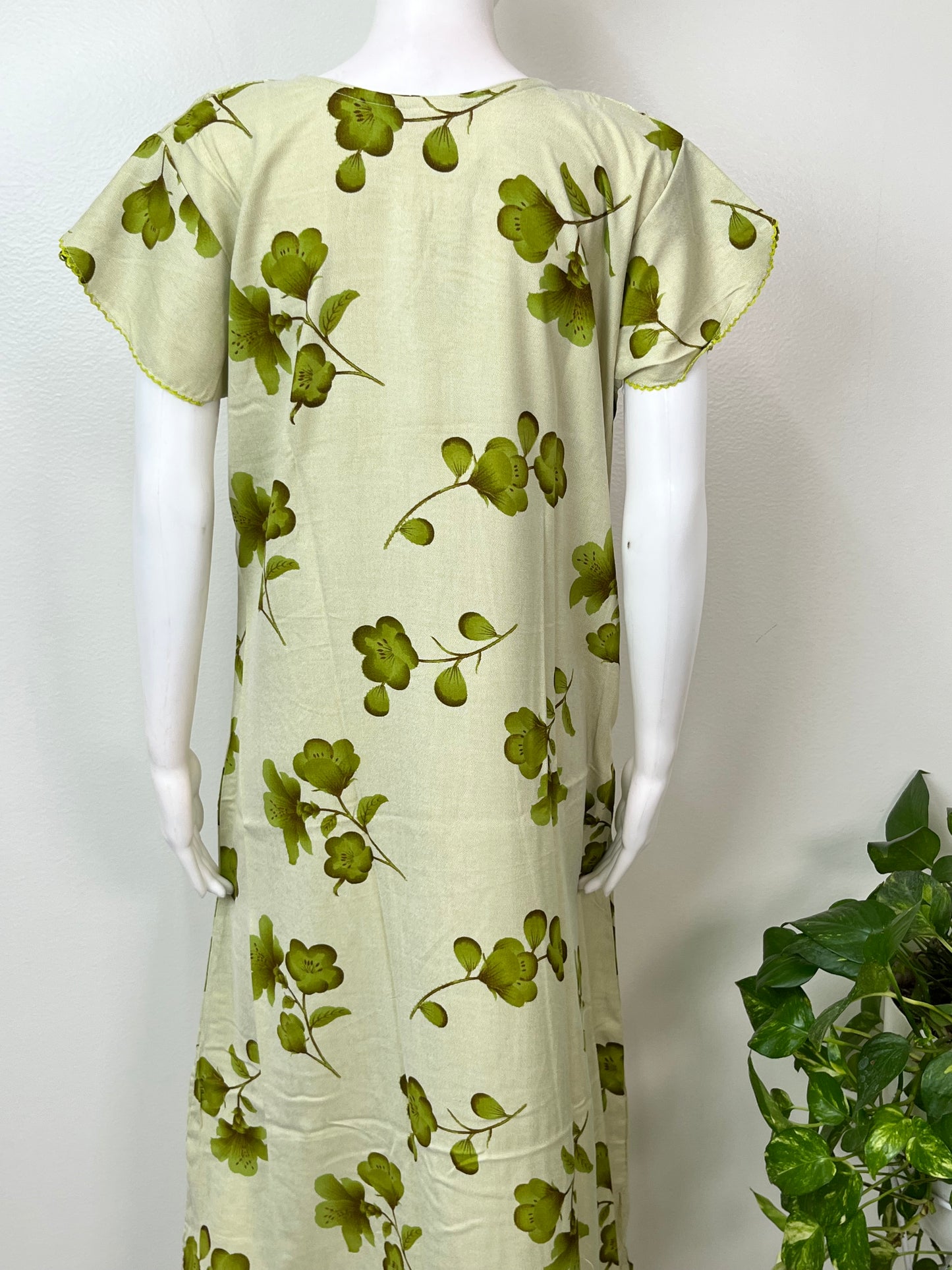 Floral Printed Alpine Fabric Nightgown