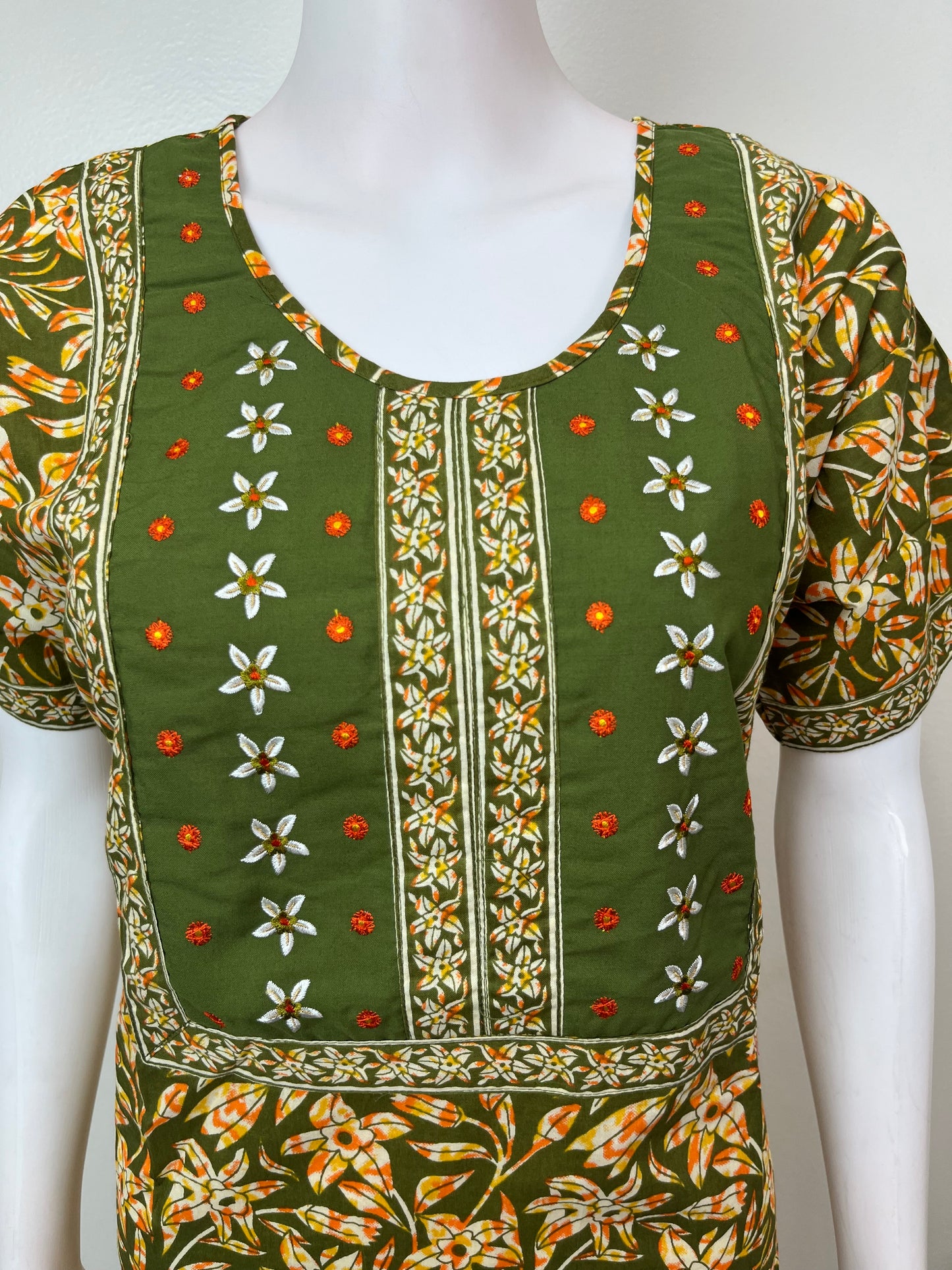 Mehendi Green Pure Cotton Women’s Nightgown