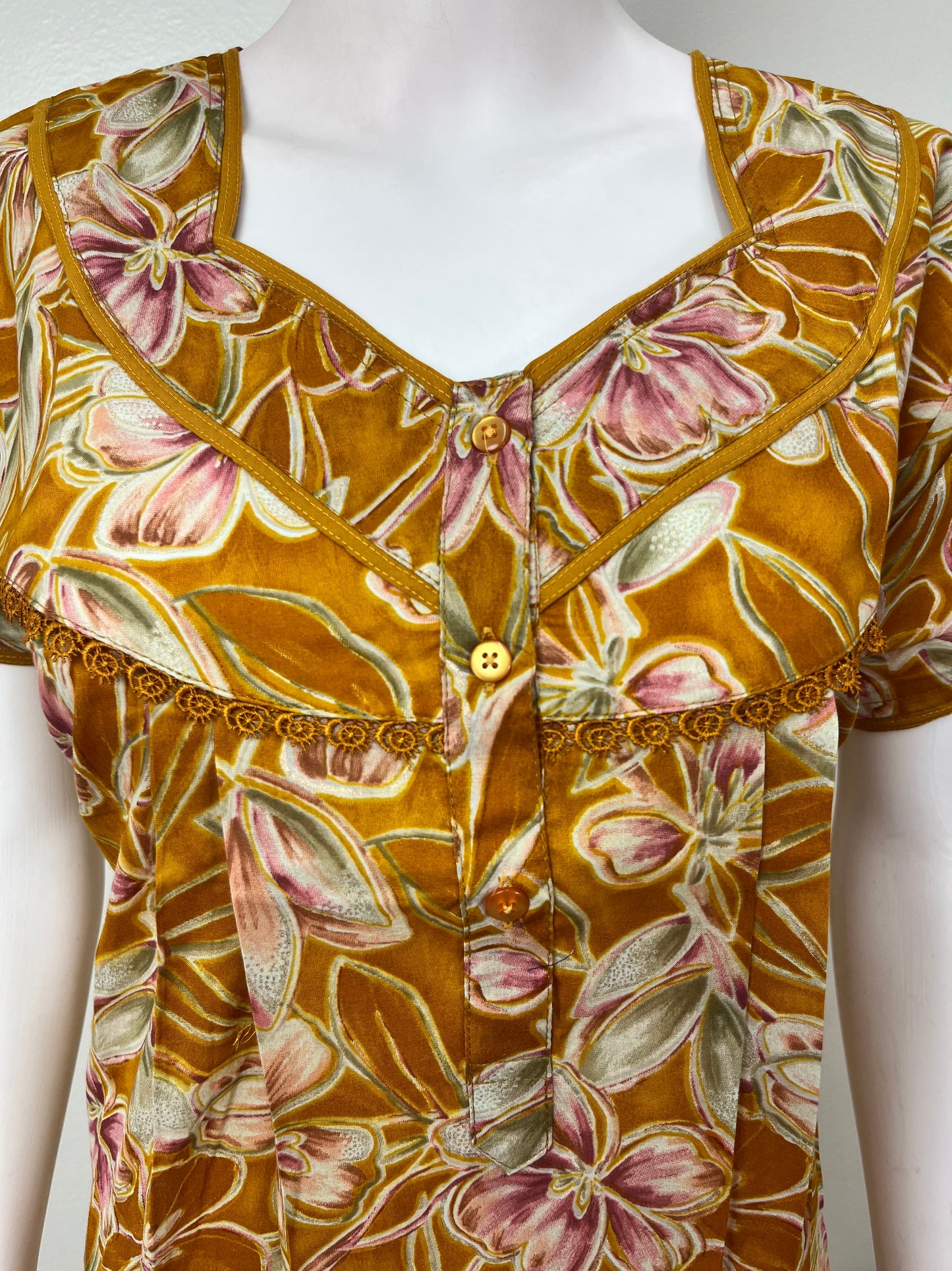 Mustard Pleated Cambric Cotton Women's Nightgown