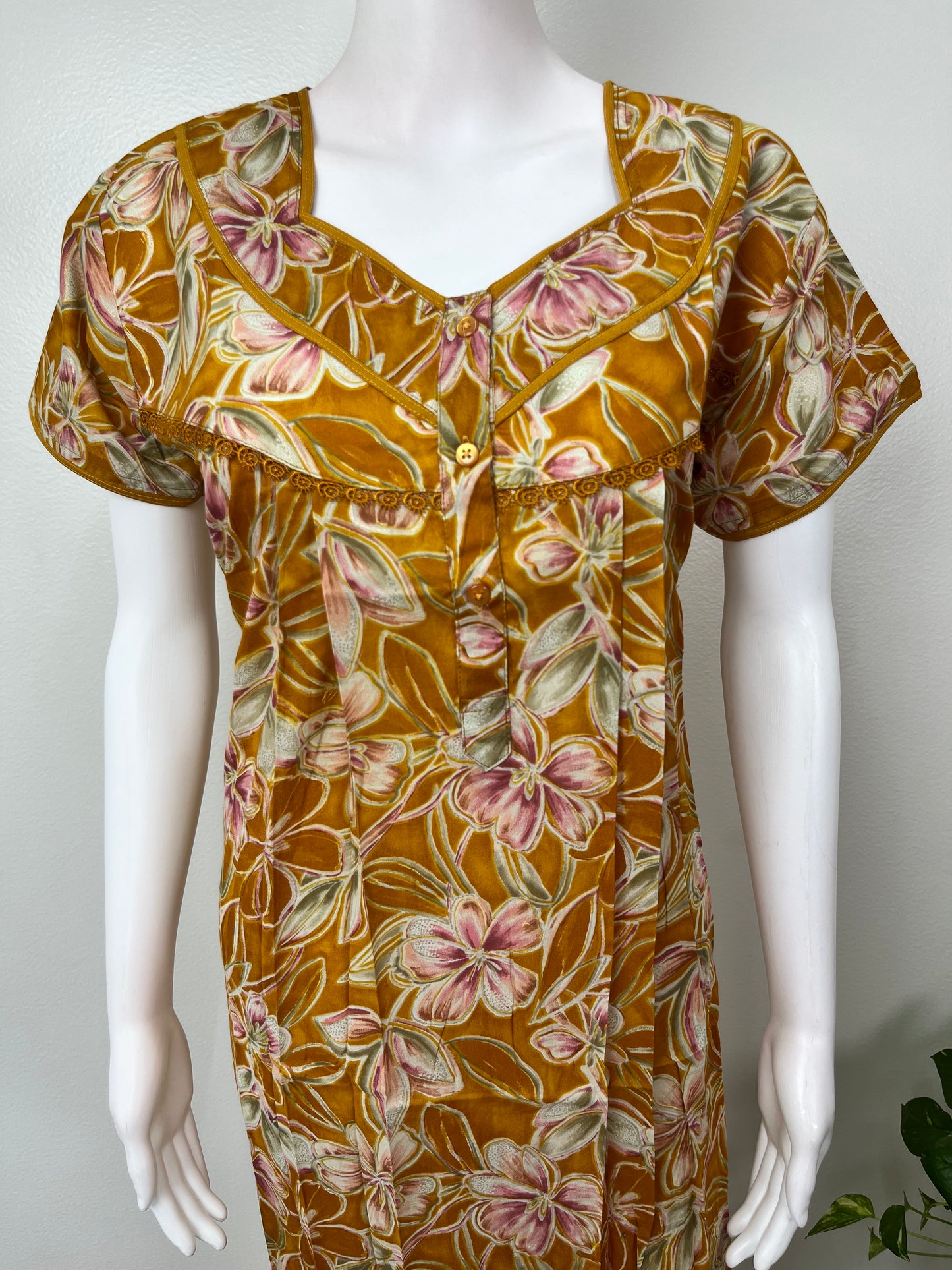 Mustard Pleated Cambric Cotton Women's Nightgown