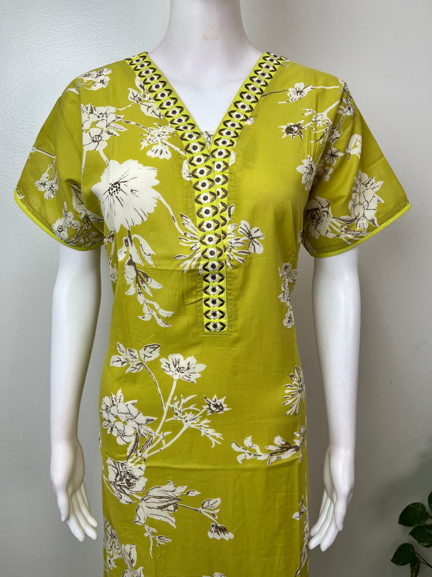 Cambric Cotton Floral Printed Women's Nightgown