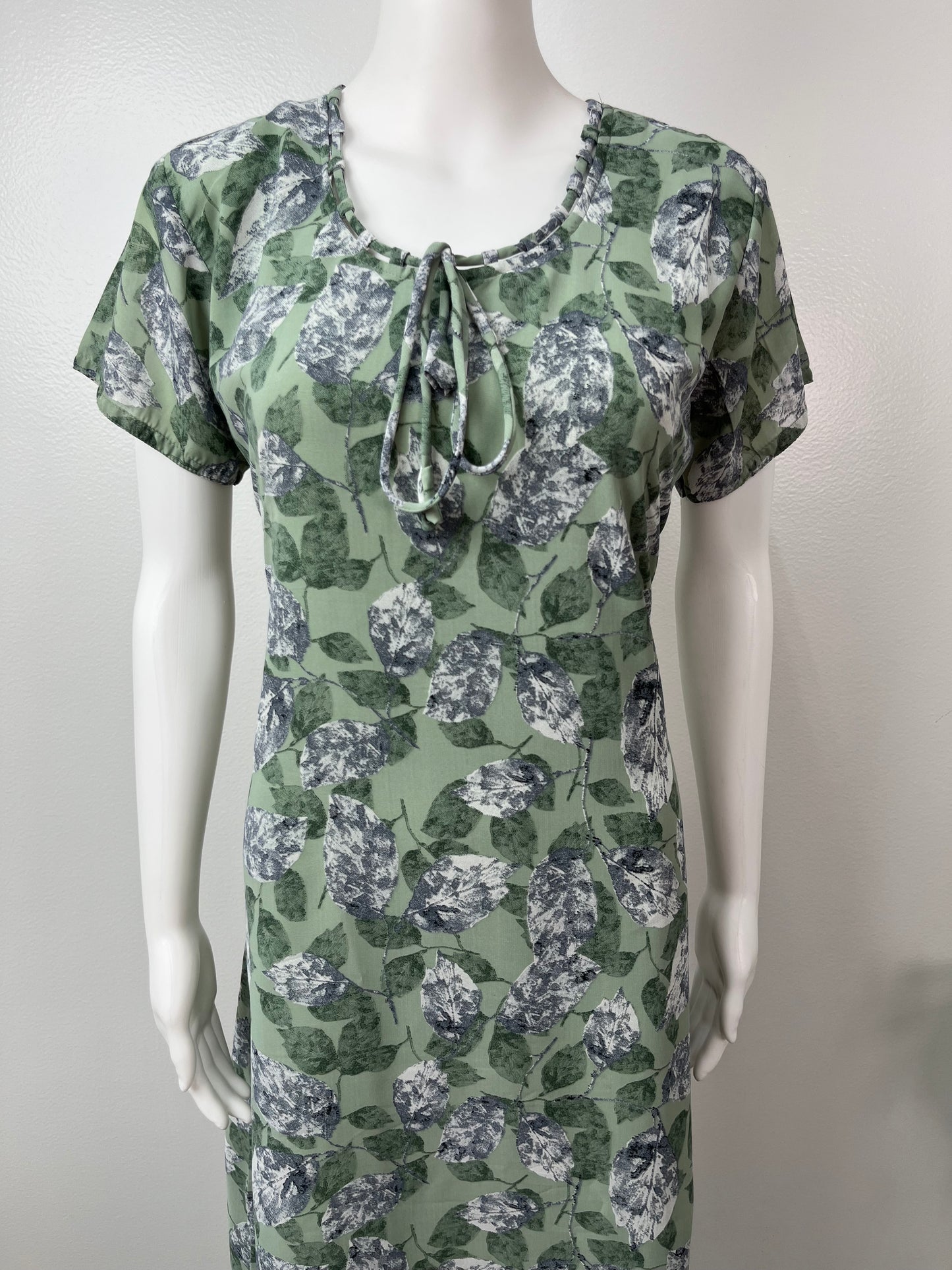 Green Foliage Chiffon Nightgown Soft & Smooth Texture