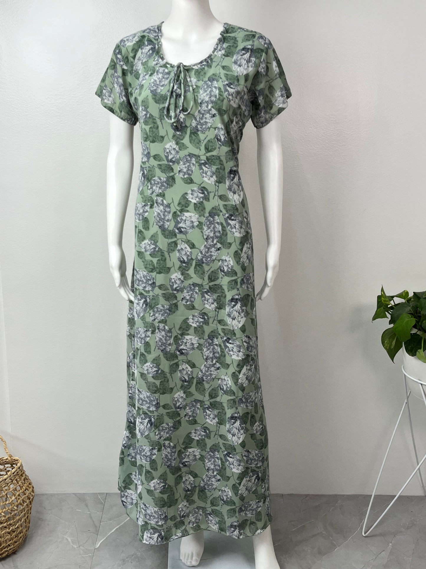 Green Foliage Chiffon Nightgown Soft & Smooth Texture