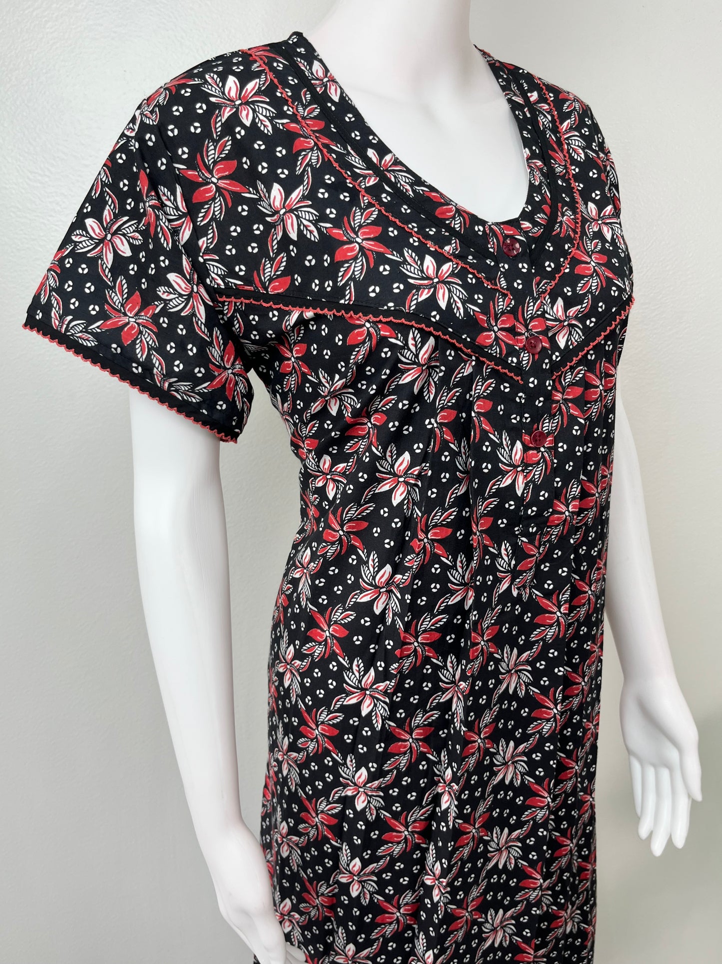 Black Floral Printed 100% Cotton Nightgown
