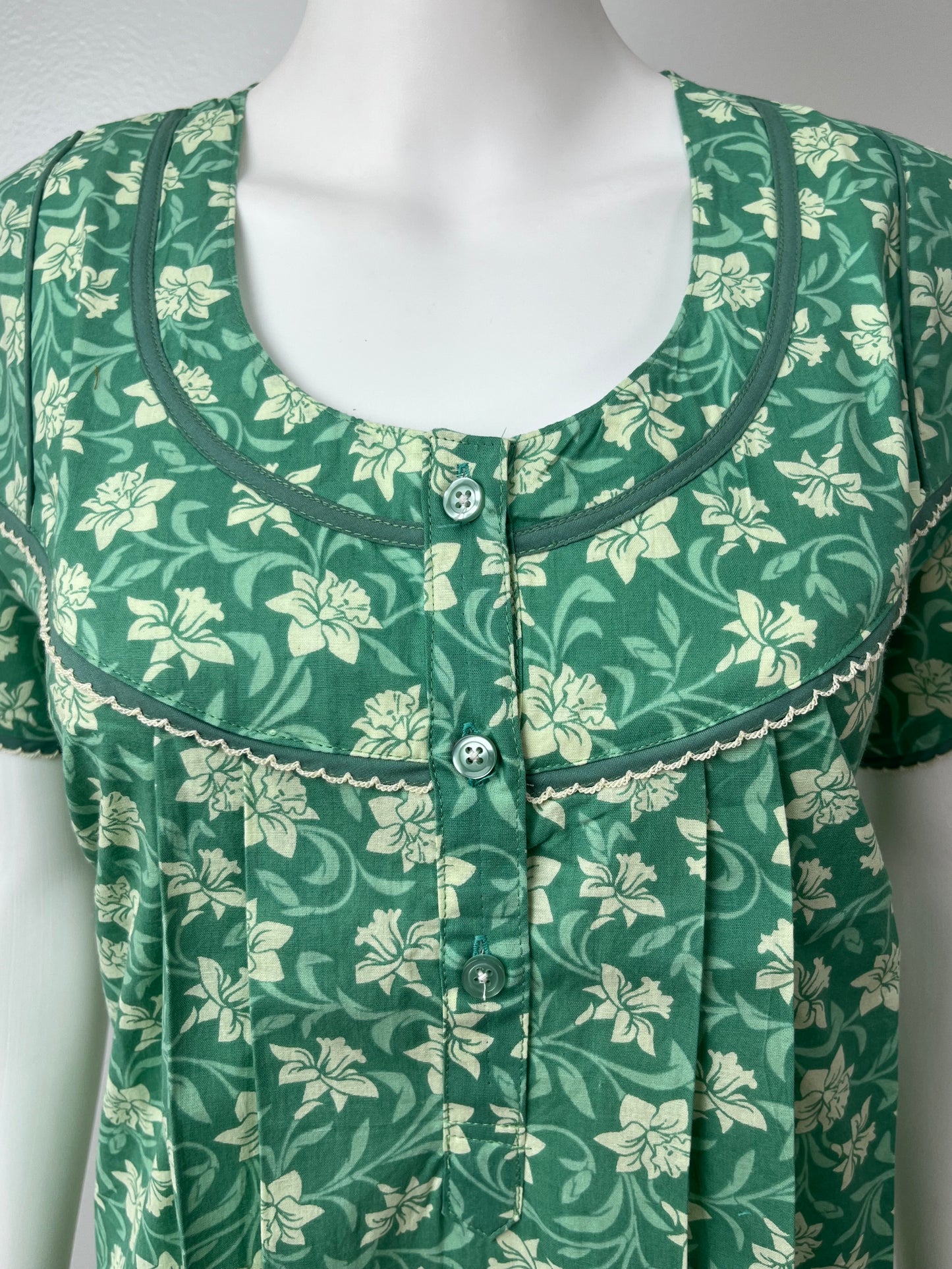 Green Knee-Length 100% Cotton Nighty for Women