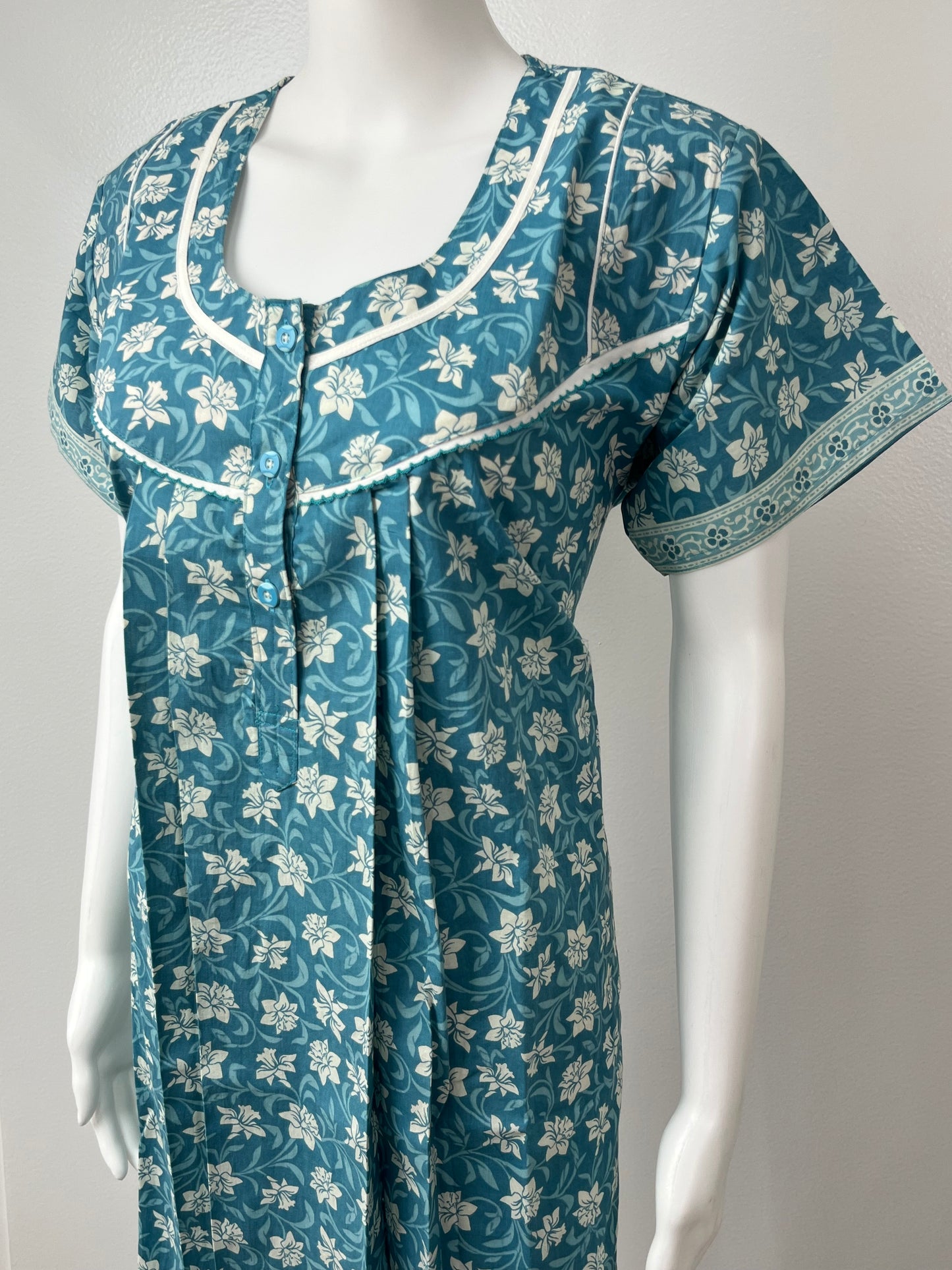 Turquoise Knee-Length Printed Pure Cotton Nightgown Soft & Comfortable