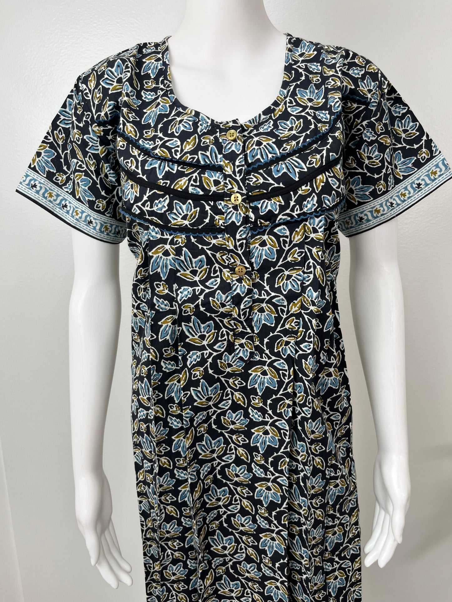Black Pure Cotton Nighty with Contrast Print