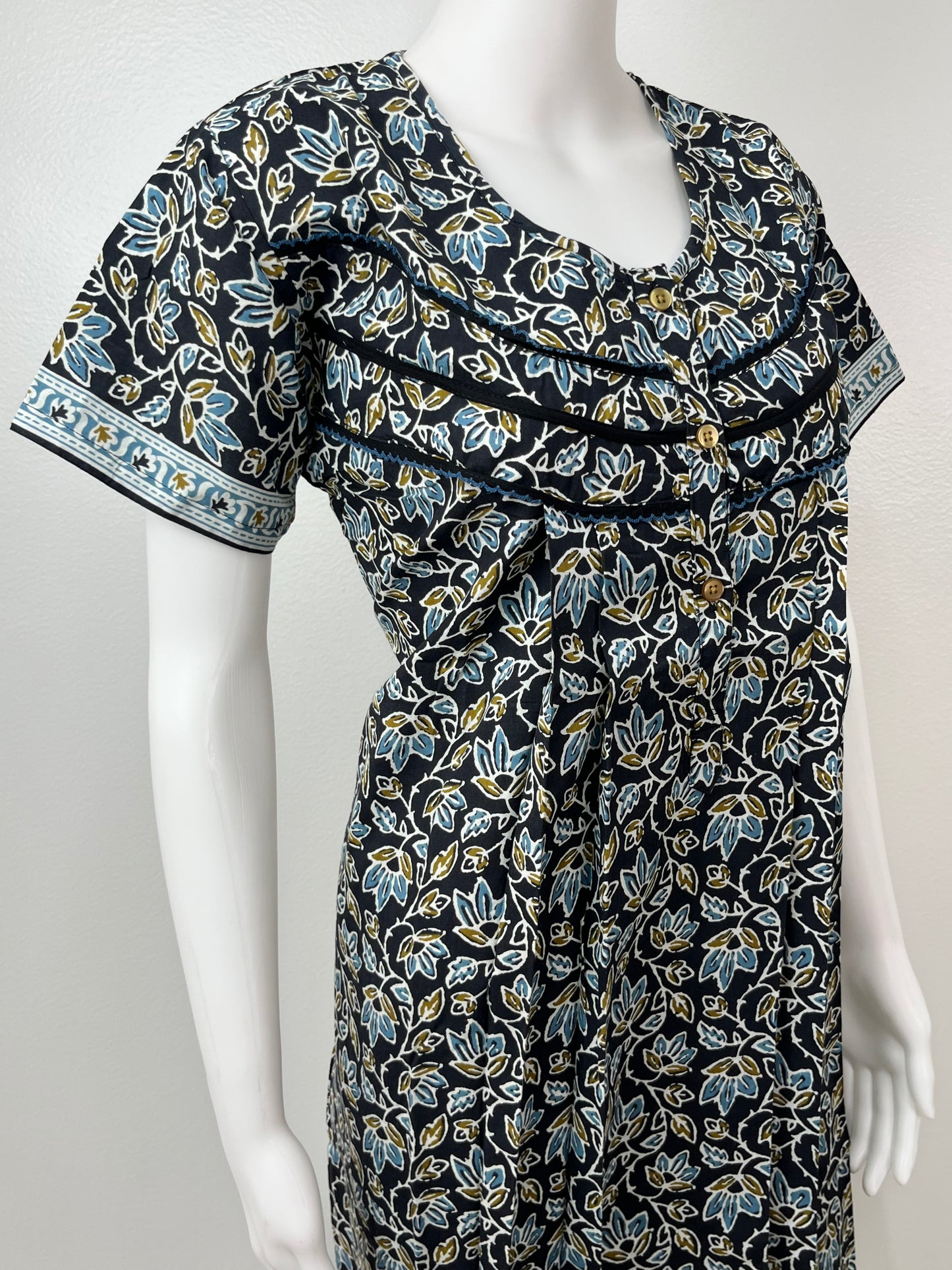 Black Pure Cotton Nighty with Contrast Print