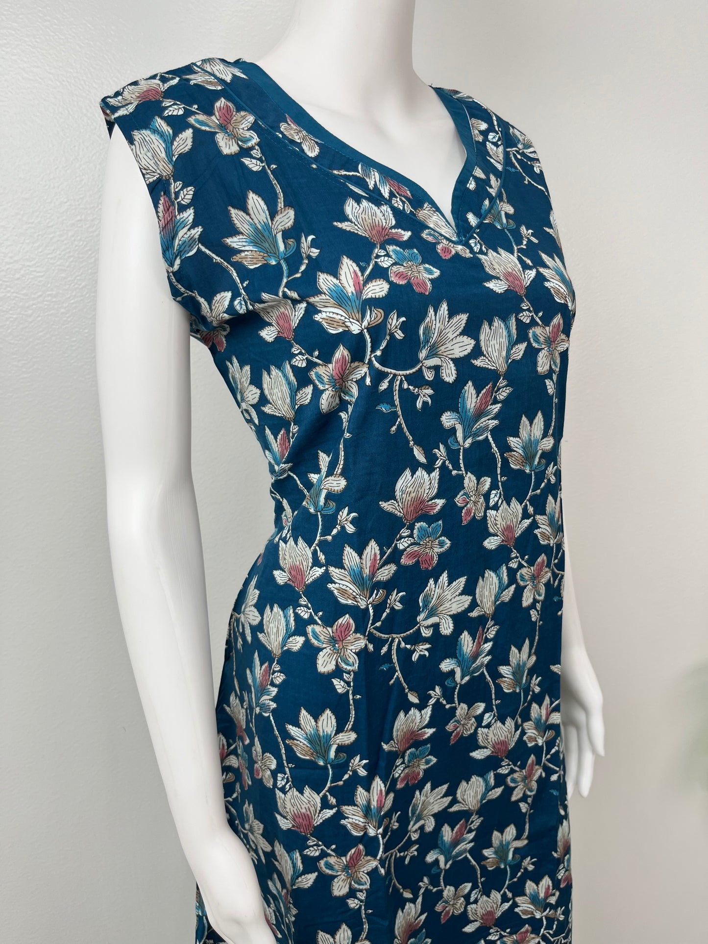 Teal Printed Sleeveless Nighty For Women