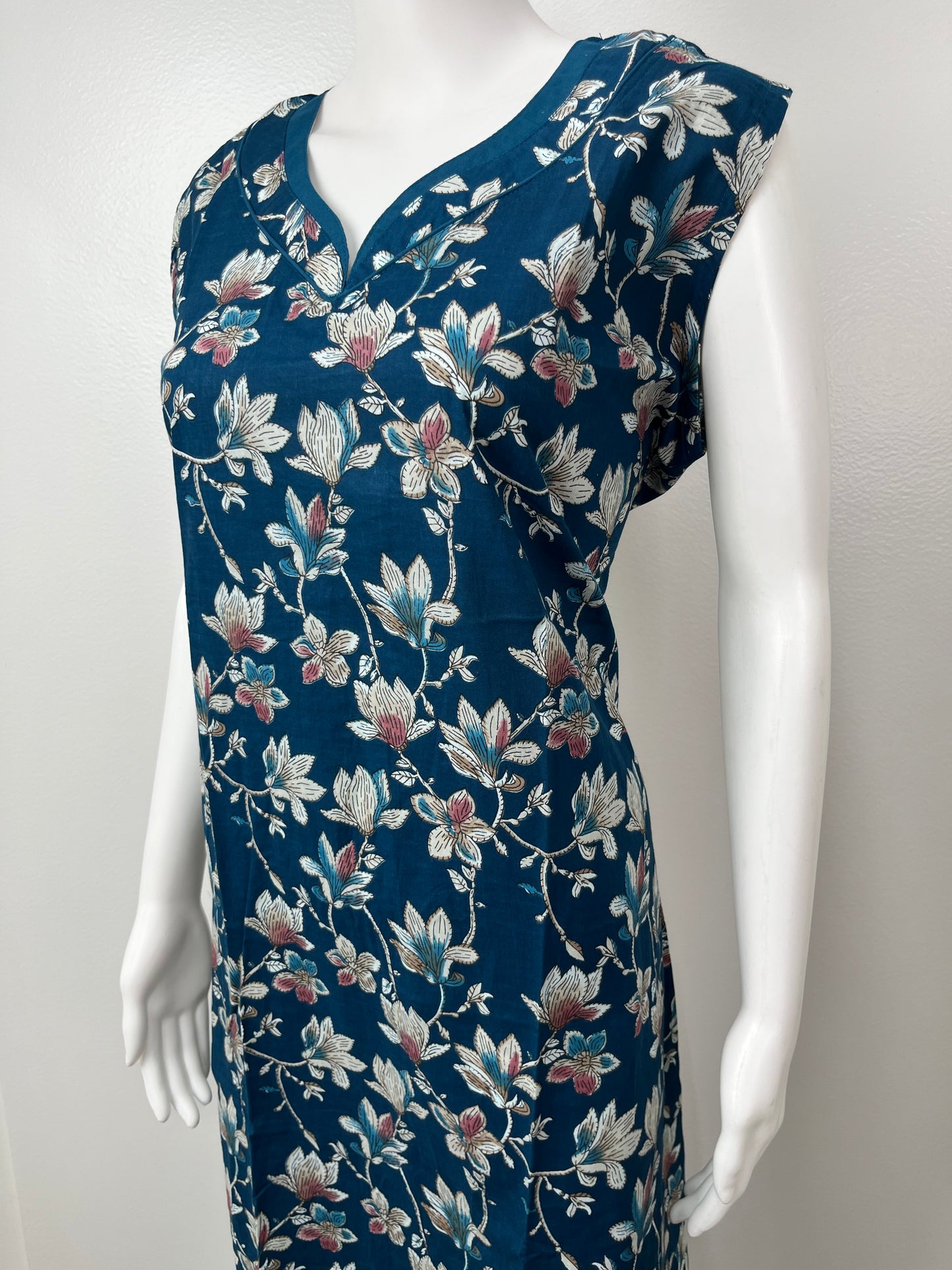 Teal Printed Sleeveless Nighty For Women