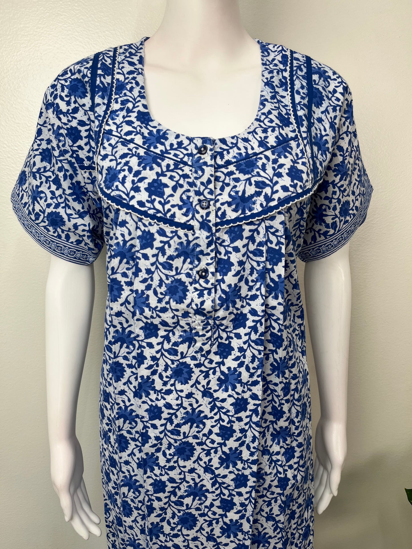 Royal Pleated Pure Cotton Women's Nightgown